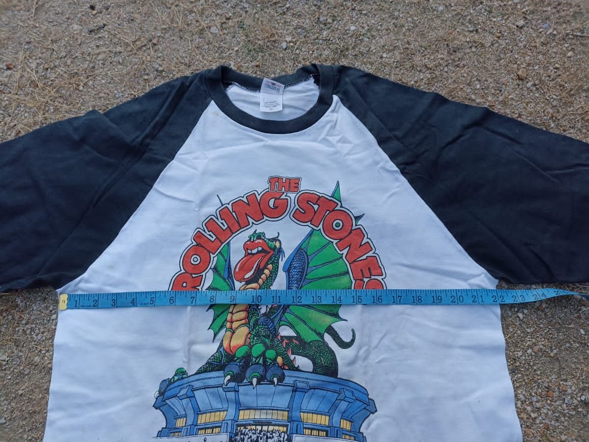 The Rolling Stones Vintage 3Q The Rolling Stones Dragon on Stadium Size US L / EU 52-54 / 3 - 12 Thumbnail