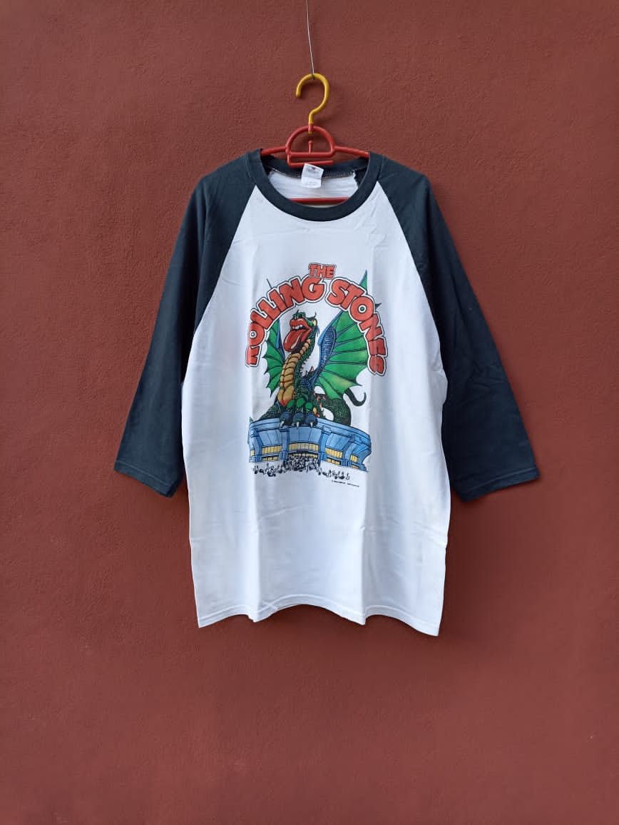 The Rolling Stones Vintage 3Q The Rolling Stones Dragon on Stadium Size US L / EU 52-54 / 3 - 1 Thumbnail