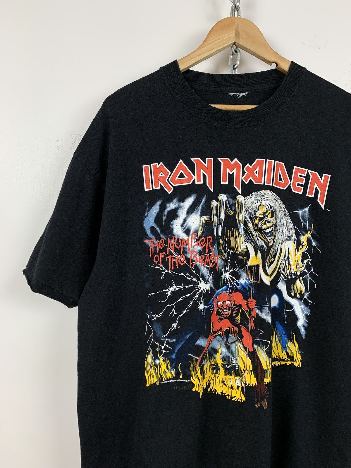 Band Tees 1982 Vintage Iron Maiden The Number Of The Beast T-Shirt Size US XL / EU 56 / 4 - 2 Thumbnail