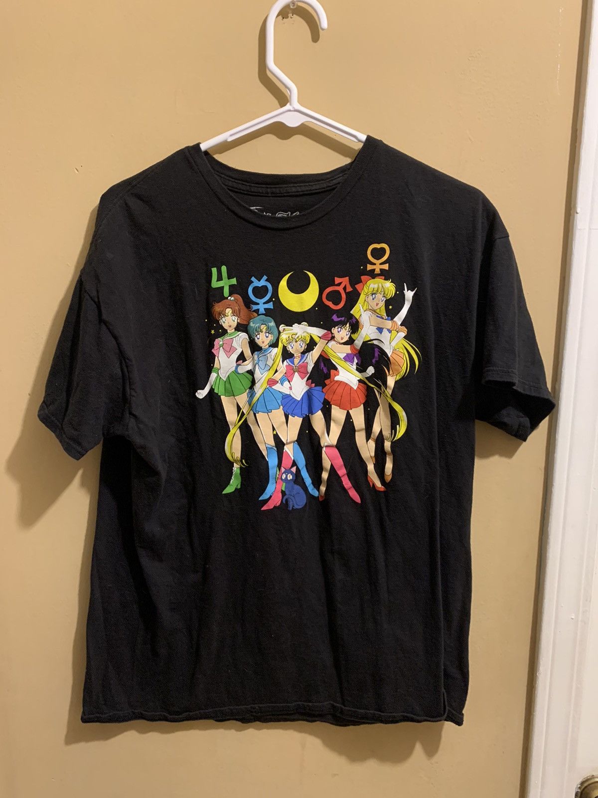 Vintage Sailor Moon tee Size US L / EU 52-54 / 3 - 1 Thumbnail