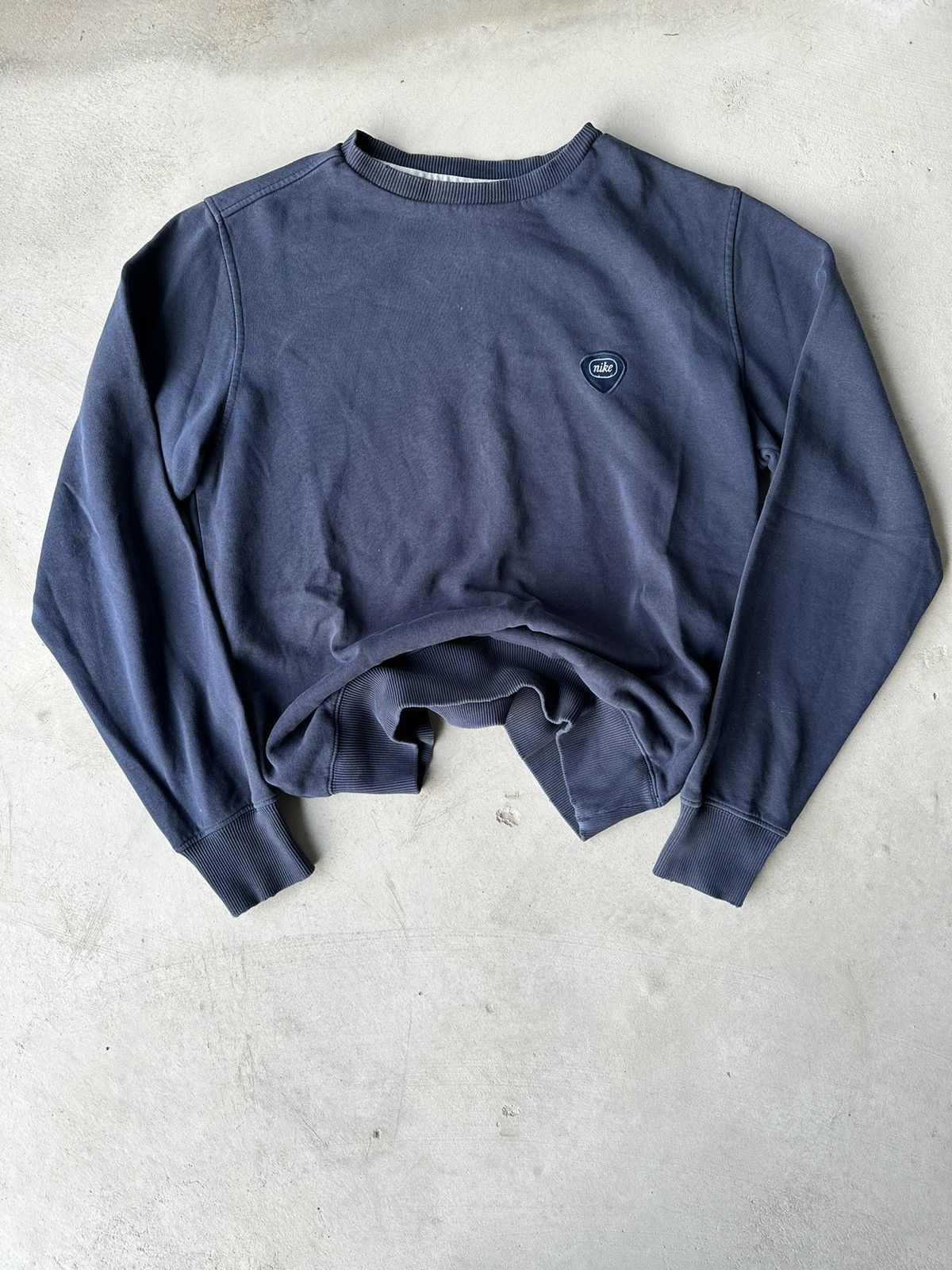 RARE Y2K Nike Kanye Vibe Crewneck