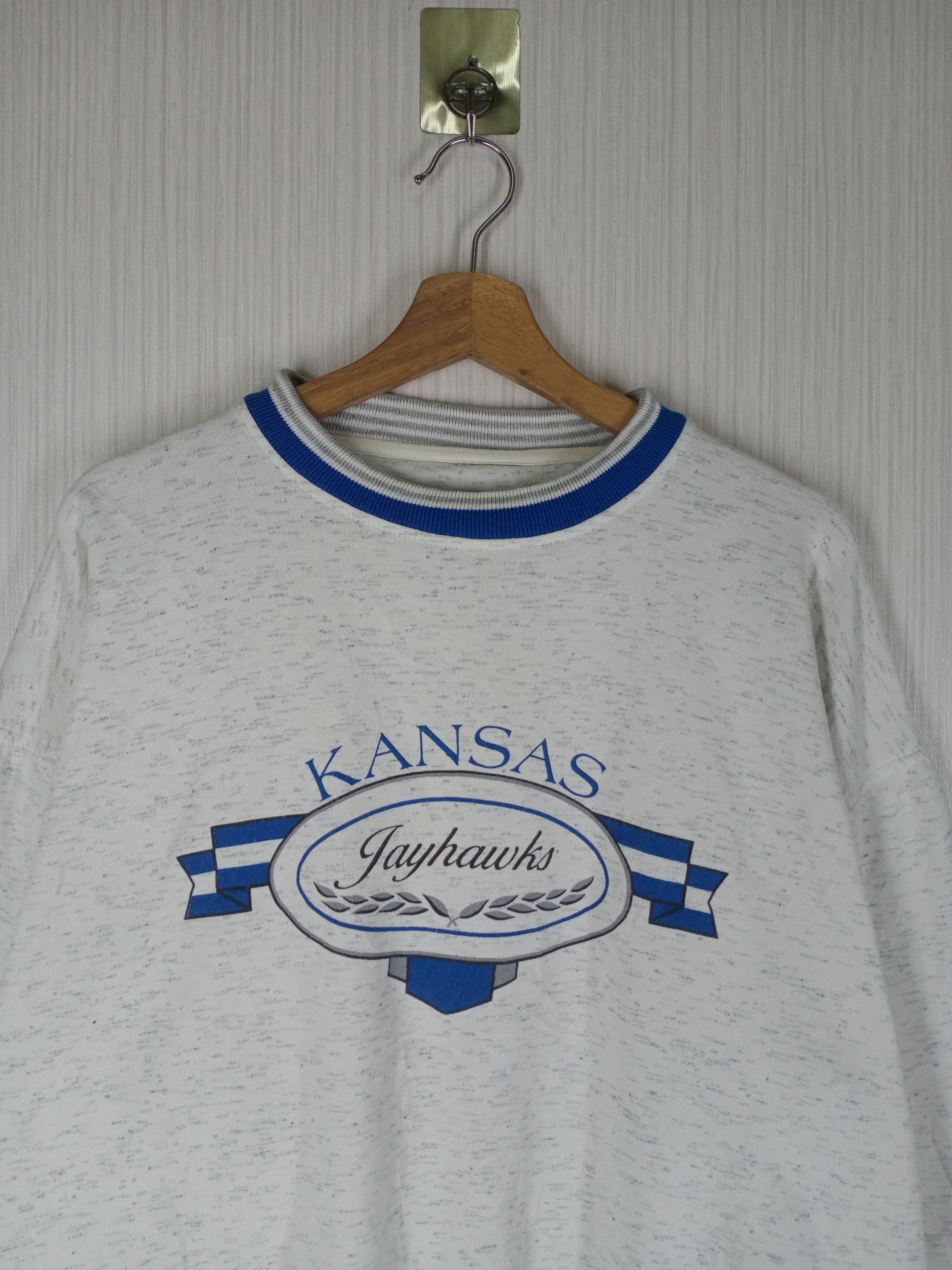 Vintage Vintage 90s Kansas Jayhawks Crewneck Sweatshirt Size US L / EU 52-54 / 3 - 6 Thumbnail