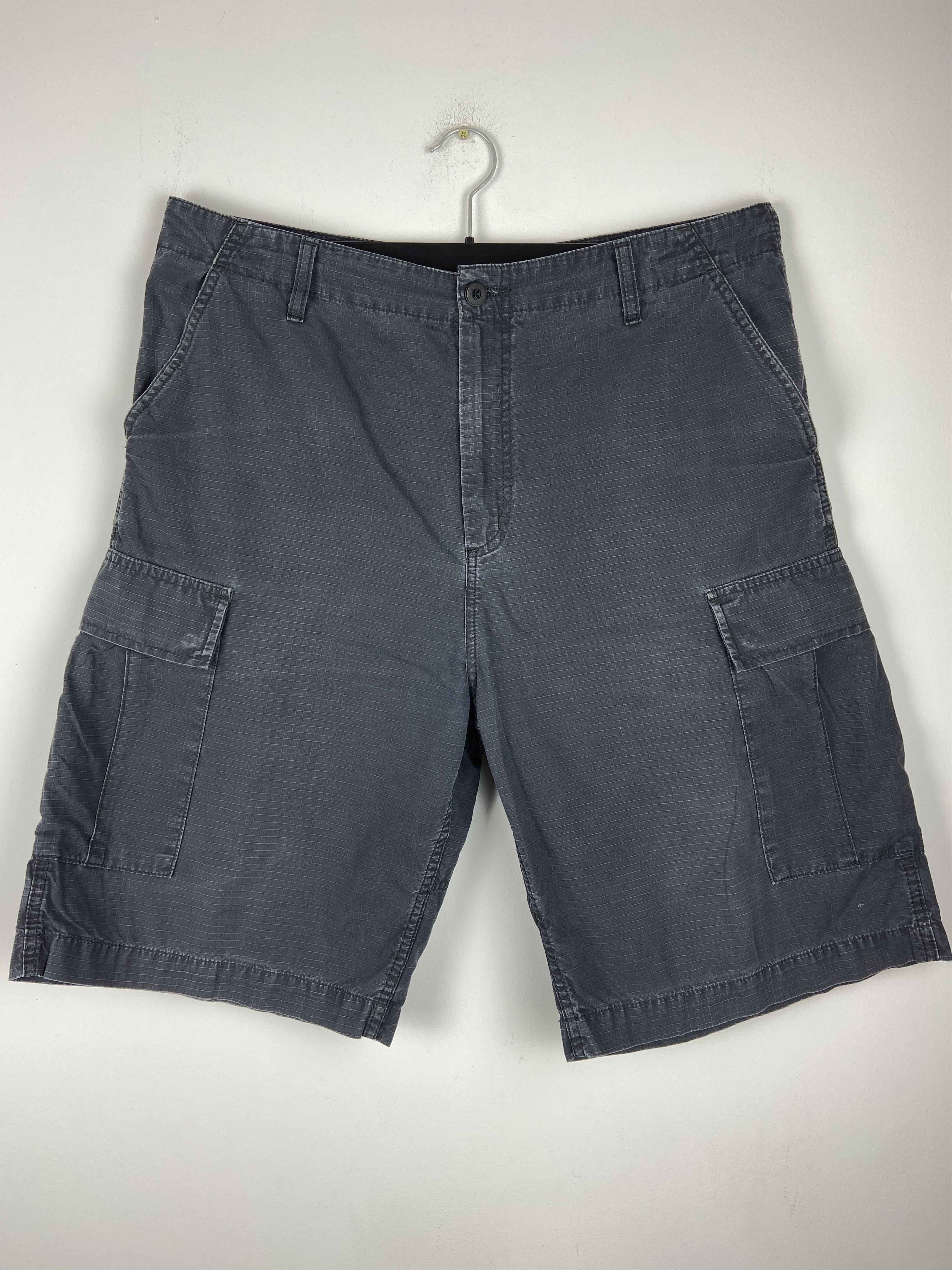 Carhartt Vintage Carhartt Multi Pocket Cargo Shorts Size US 34 / EU 50 - 2 Thumbnail
