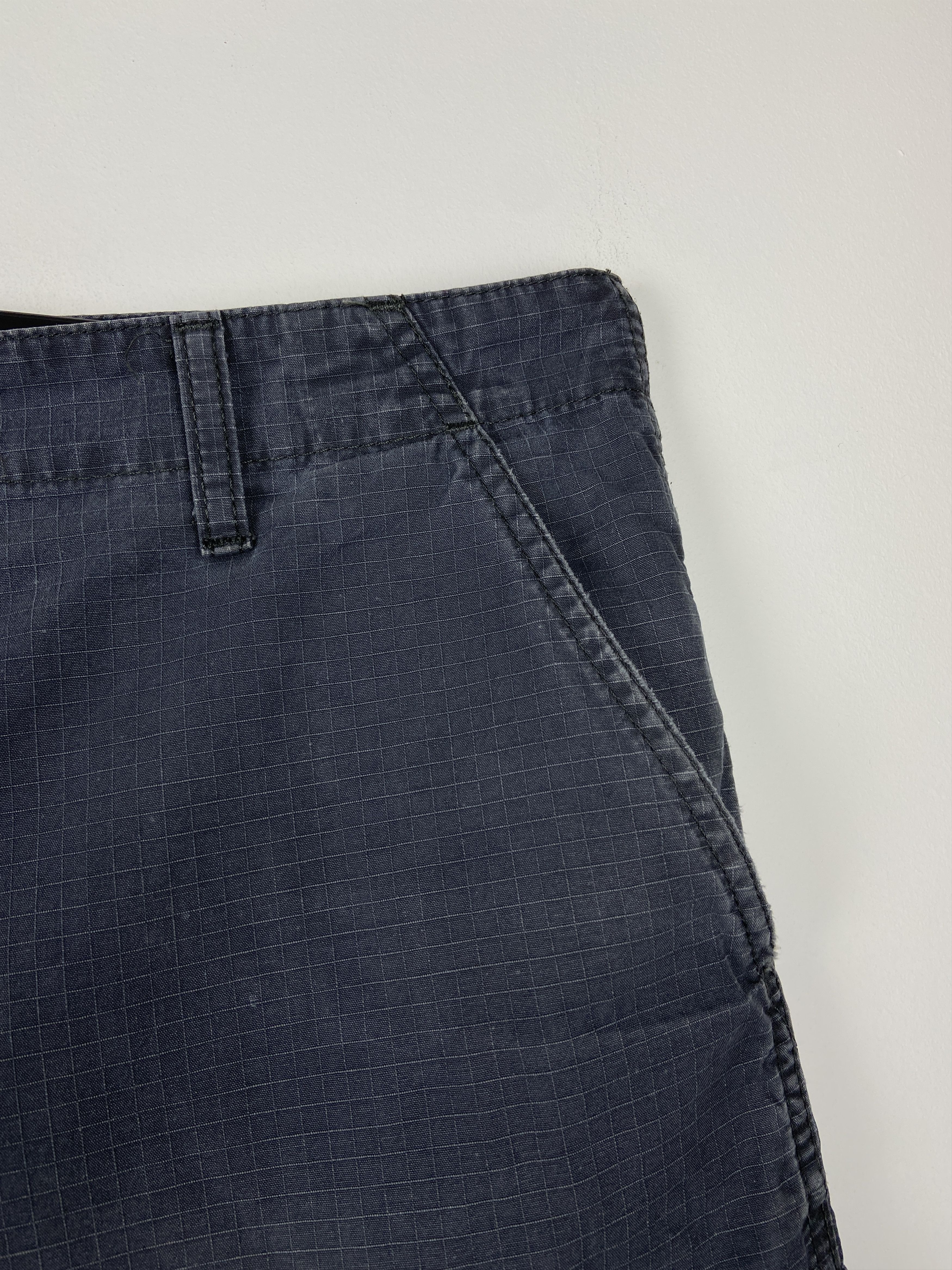 Carhartt Vintage Carhartt Multi Pocket Cargo Shorts Size US 34 / EU 50 - 12 Thumbnail