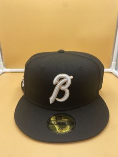 New Era x Politics Milwaukee Brewers 59FIFTY Fitted Hat - Chrome/Green, Size 7 3/4 by Sneaker Politics