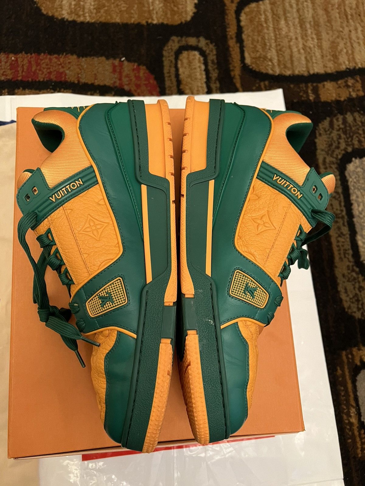 Louis Vuitton Louis Vuitton x Virgil Abloh “College Green” Trainer LV10 Size US 11 / EU 44 - 5 Thumbnail