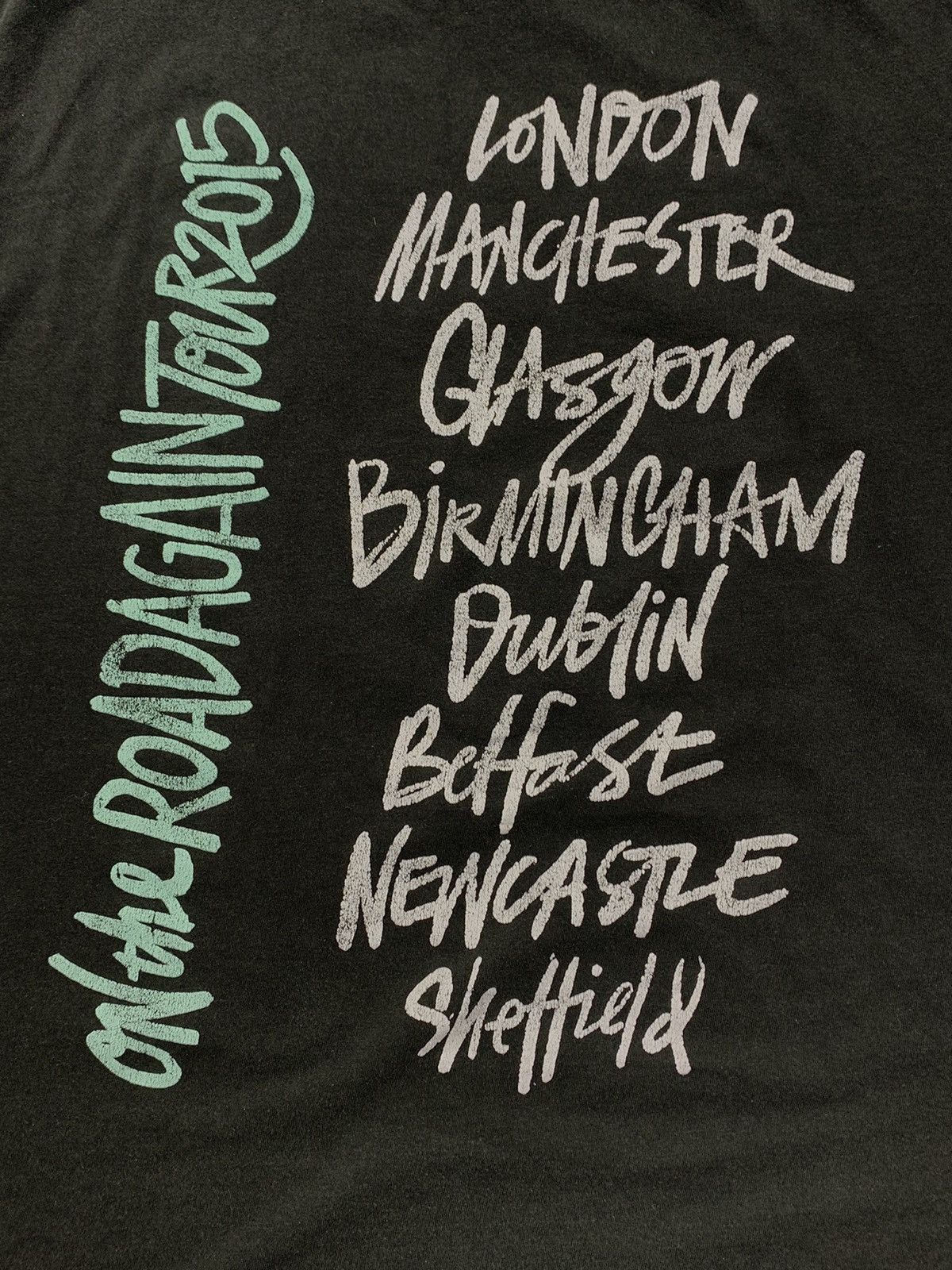 Other Vintage Y2K One Direction band tee big logo style size M Size US M / EU 48-50 / 2 - 5 Thumbnail