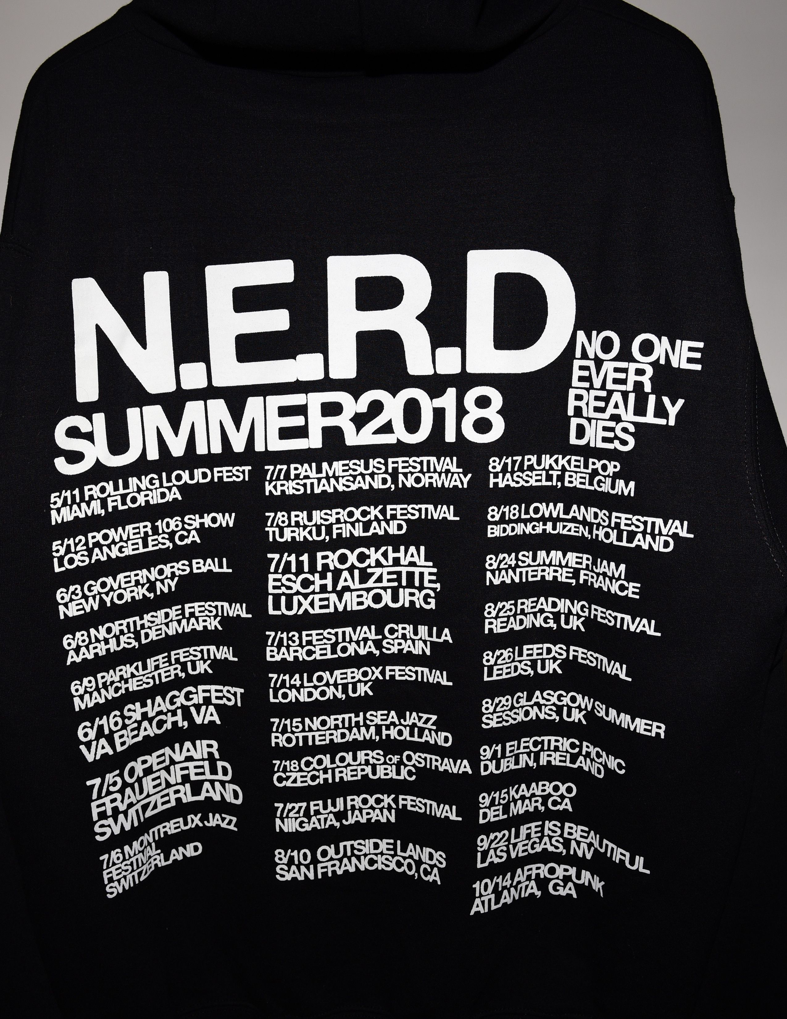 Cactus Plant Flea Market Cactus Plant Flea Market x N.E.R.D Rhinestone Tour Hoodie Size US L / EU 52-54 / 3 - 4 Thumbnail