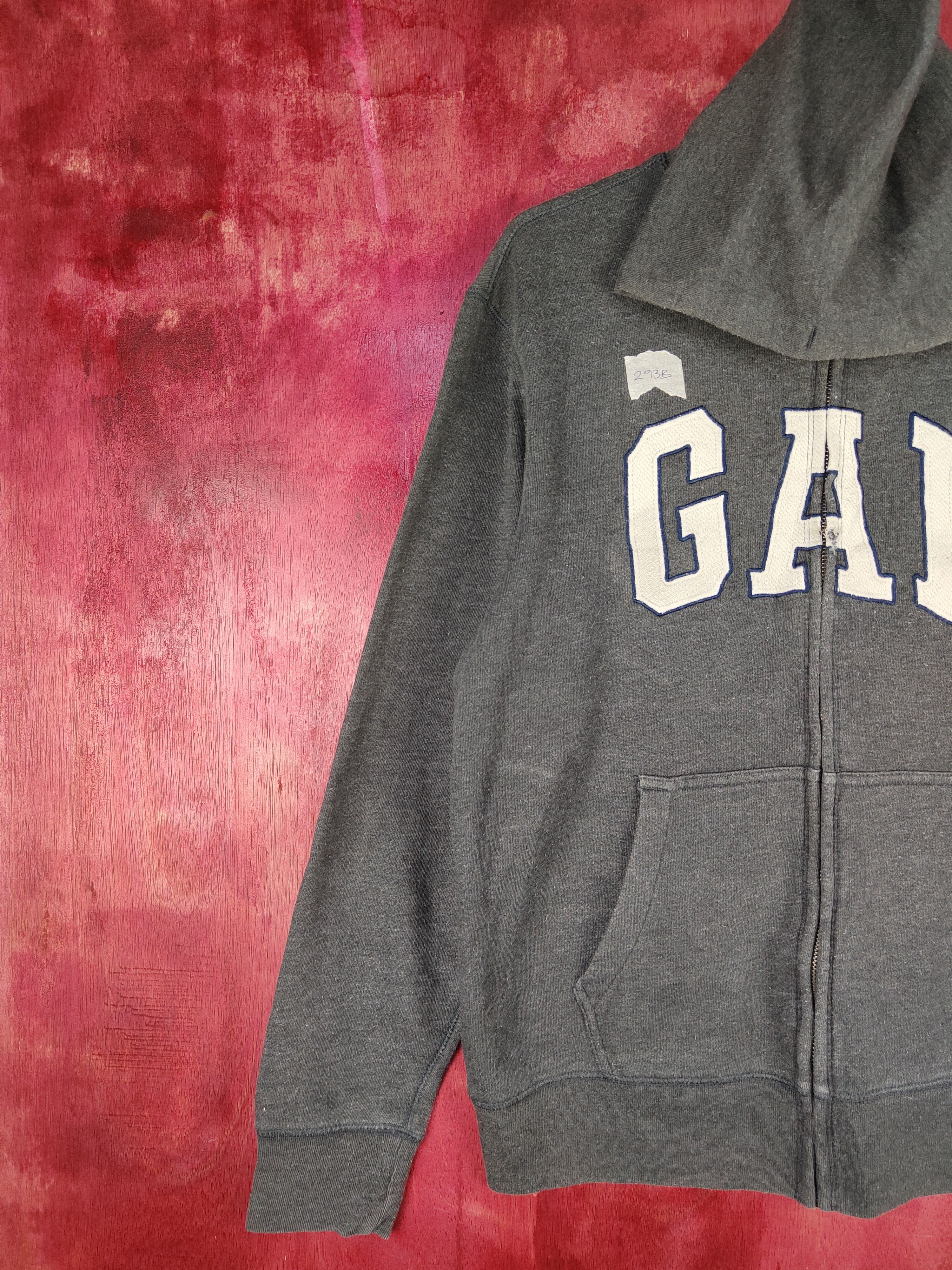 Gap GAP Black Hoodie Sweater #293B Size US M / EU 48-50 / 2 - 5 Thumbnail