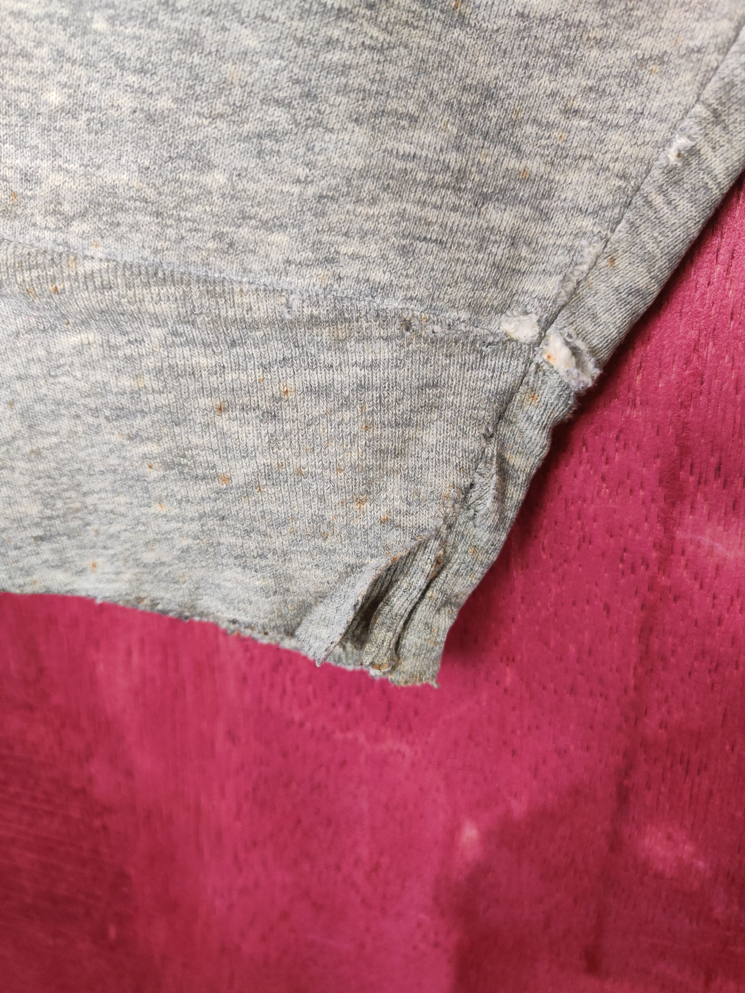 Volcom DL Volcom vintage Gray thrashed distressed Sweatshirt #1469 Size US L / EU 52-54 / 3 - 7 Thumbnail