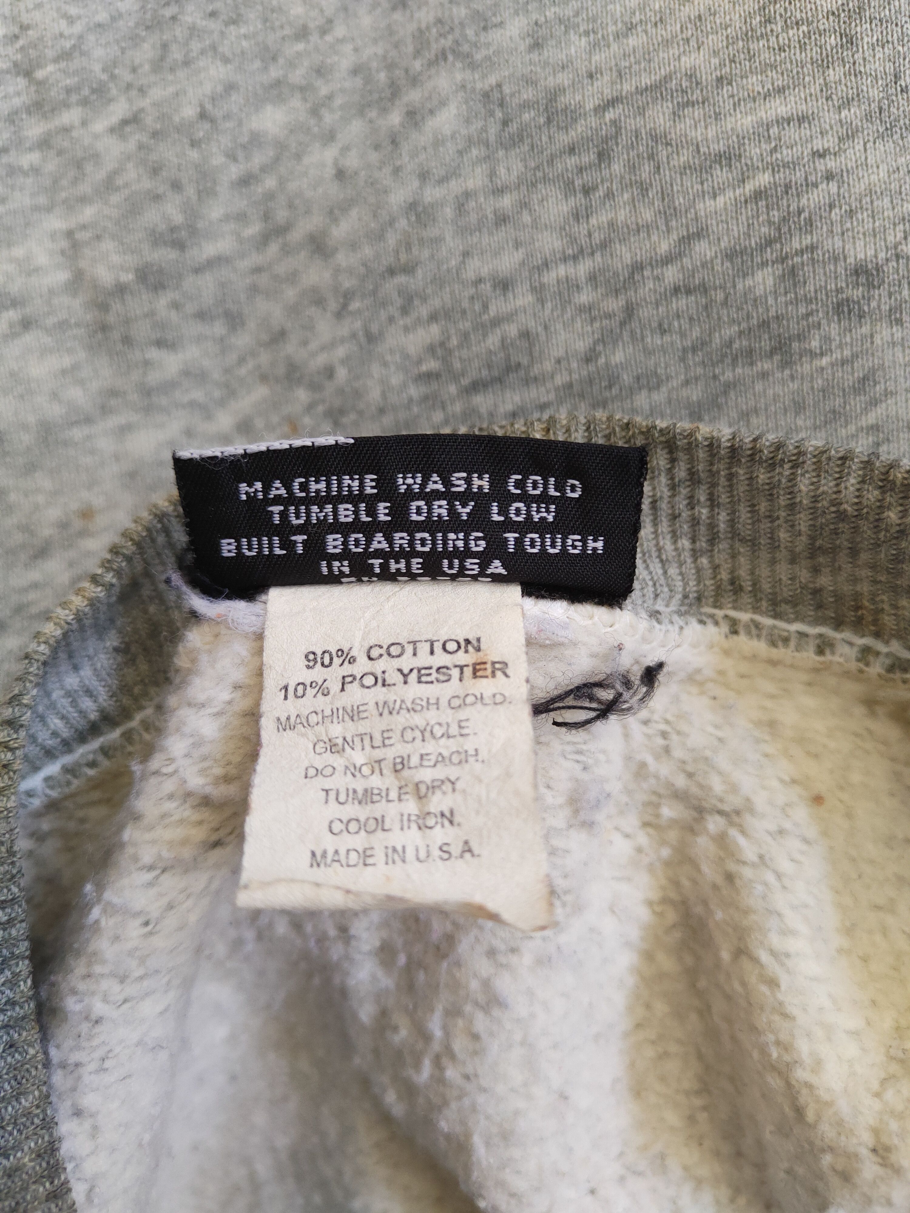 Volcom DL Volcom vintage Gray thrashed distressed Sweatshirt #1469 Size US L / EU 52-54 / 3 - 10 Thumbnail
