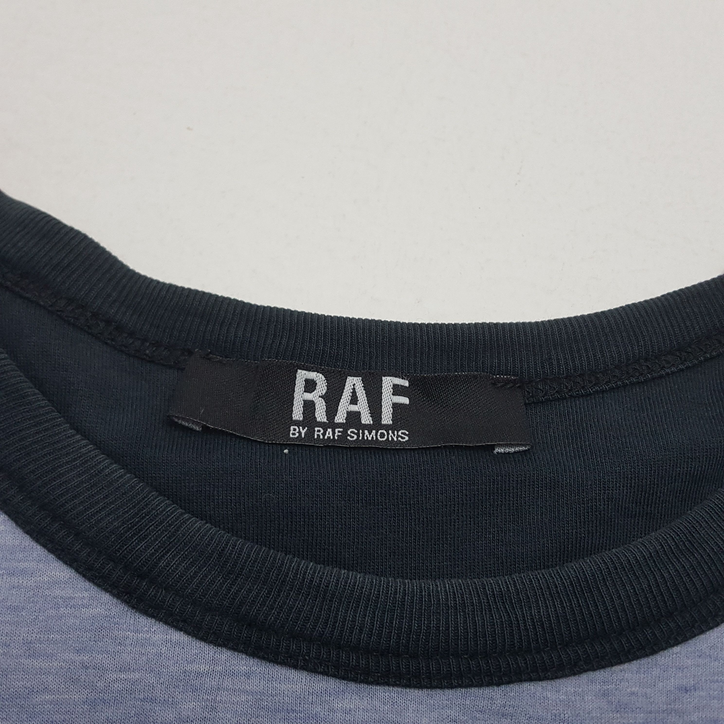 Raf Simons × Raf by Raf Simons × Vintage Vintage RAF by RAF SIMONS new tribes reversible T-Shirt Size US M / EU 48-50 / 2 - 11 Thumbnail