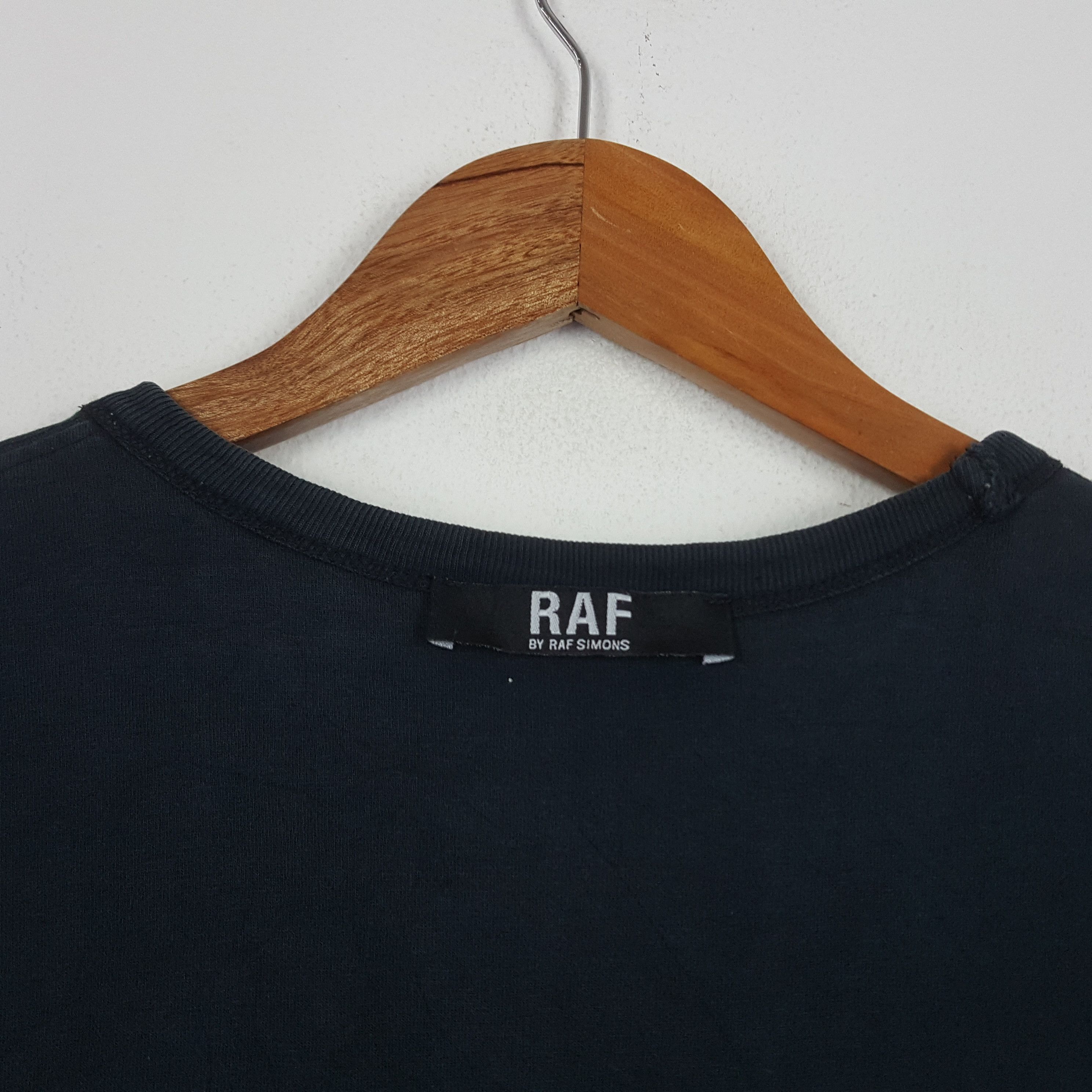 Raf Simons × Raf by Raf Simons × Vintage Vintage RAF by RAF SIMONS new tribes reversible T-Shirt Size US M / EU 48-50 / 2 - 8 Thumbnail
