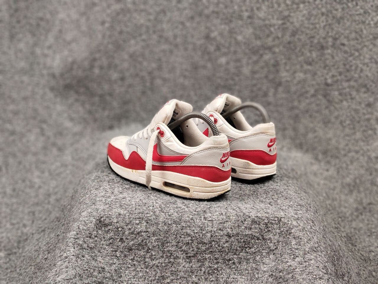 Nike Vintage Nike Air Max 1 Anniversary OG Red White Sneakers Size US 5 / EU 37 - 7 Thumbnail