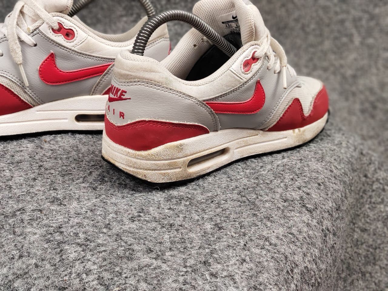 Nike Vintage Nike Air Max 1 Anniversary OG Red White Sneakers Size US 5 / EU 37 - 21 Thumbnail