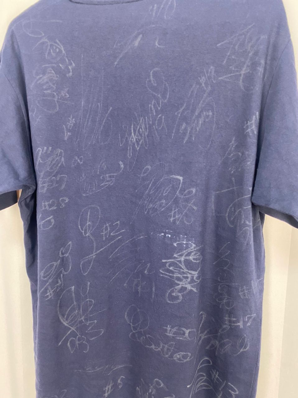 Anime × Japanese Brand × Uniqlo Anime Giant killings printed distressed tshirt by Uniqlo Size US L / EU 52-54 / 3 - 5 Thumbnail