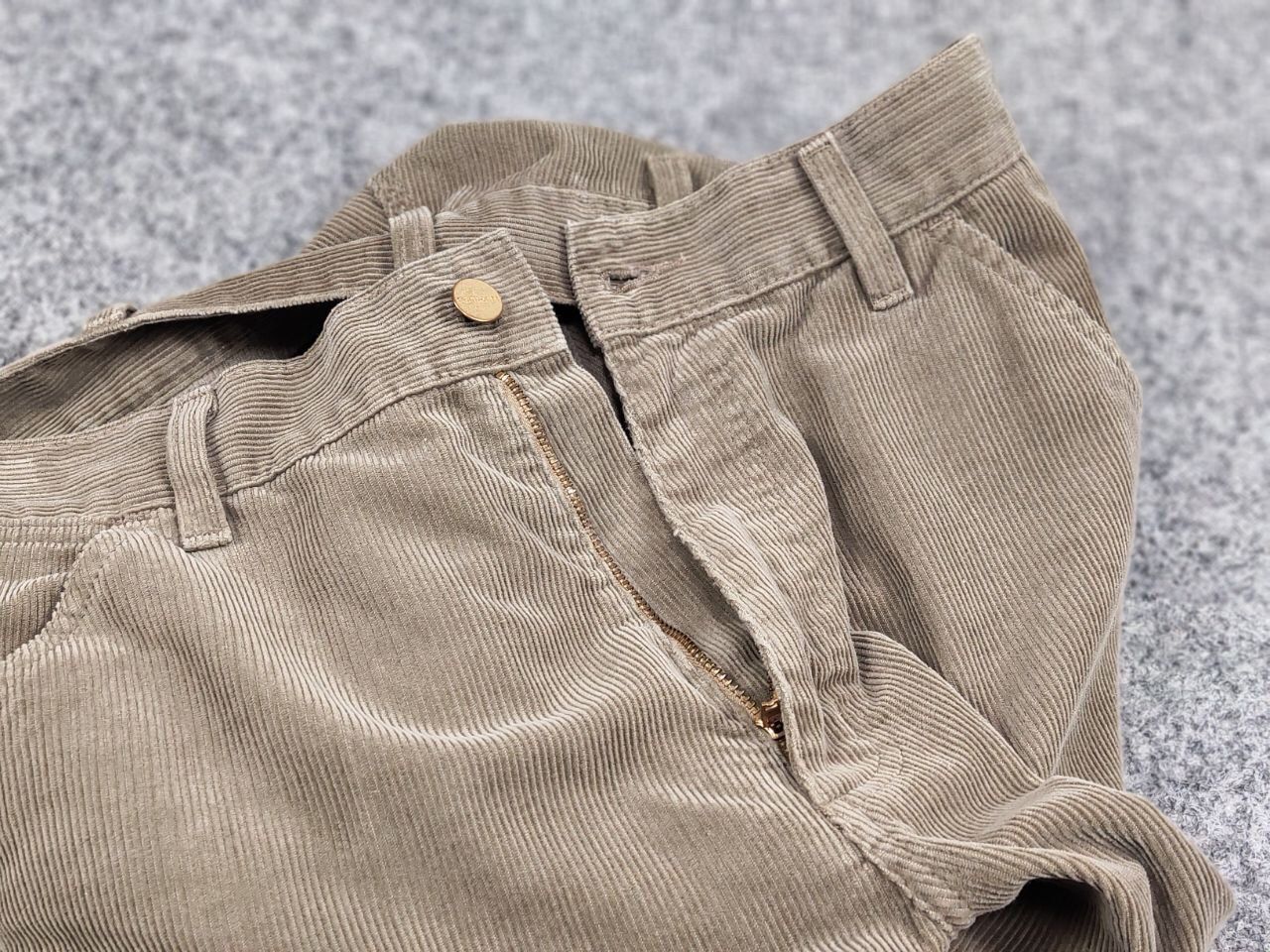 Carhartt Vintage 90's Carhartt simple Corduroy Faded Beige Pants Size US 32 / EU 48 - 13 Thumbnail