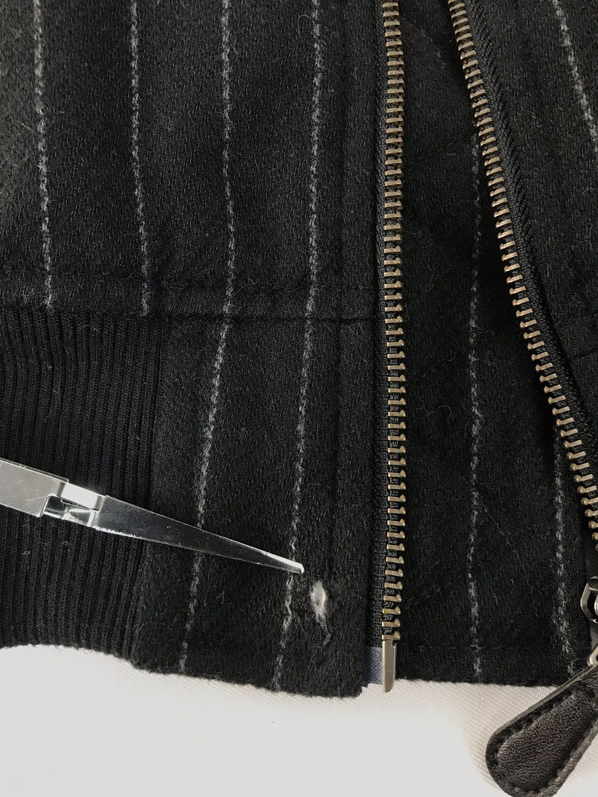 Japanese Brand × Vintage Vintage Gu Bomber Jacket Striped Fleece Inner Style Size US S / EU 44-46 / 1 - 8 Thumbnail