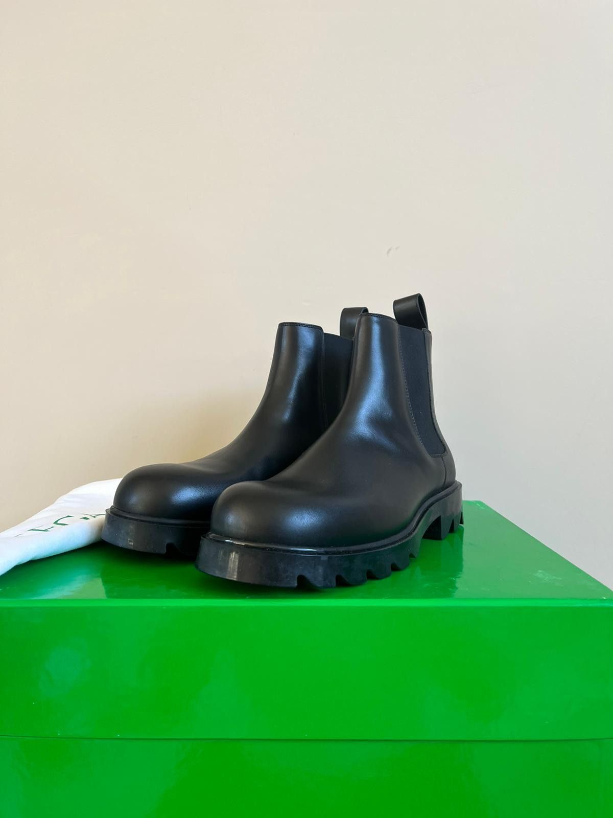 Bottega Veneta Ankle Boots in Shibuya Calfskin Size US 9 / EU 42 - 9 Thumbnail