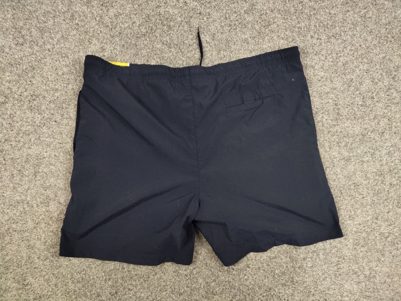 Nike Vintage 90's Nike Shorts Big Logo swoosh casual Streetwear Size US 34 / EU 50 - 10 Thumbnail