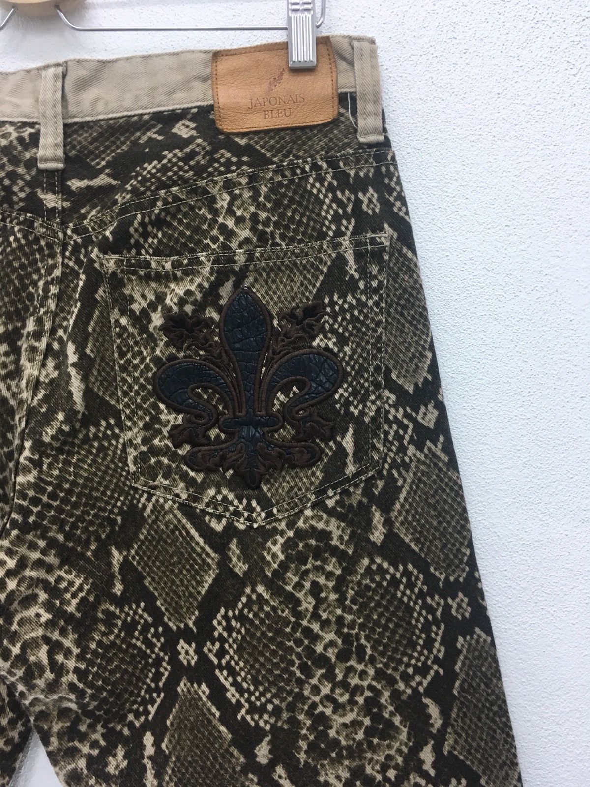 Japanese Brand RARE Japonais Blue Snake Printed Jeans Size US 34 / EU 50 - 8 Thumbnail