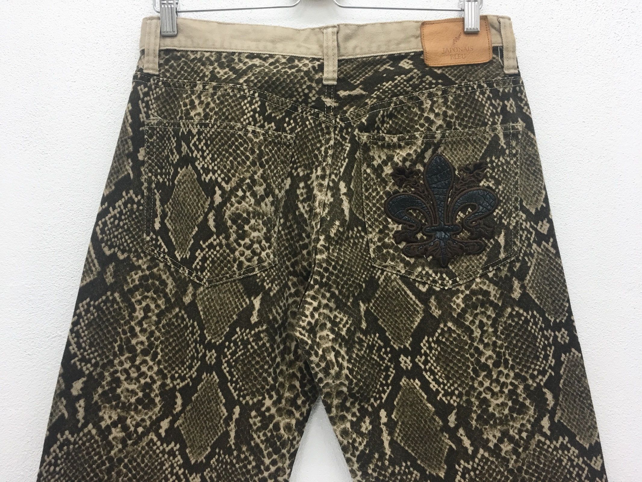 Japanese Brand RARE Japonais Blue Snake Printed Jeans Size US 34 / EU 50 - 9 Thumbnail