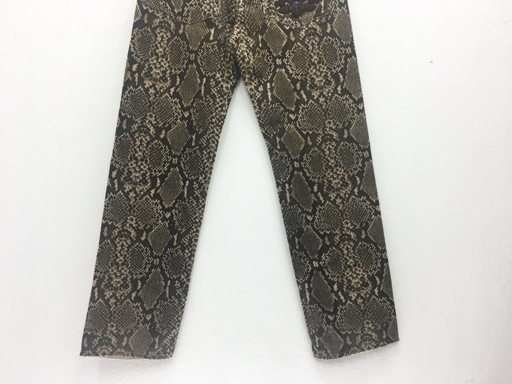 Japanese Brand RARE Japonais Blue Snake Printed Jeans Size US 34 / EU 50 - 10 Thumbnail