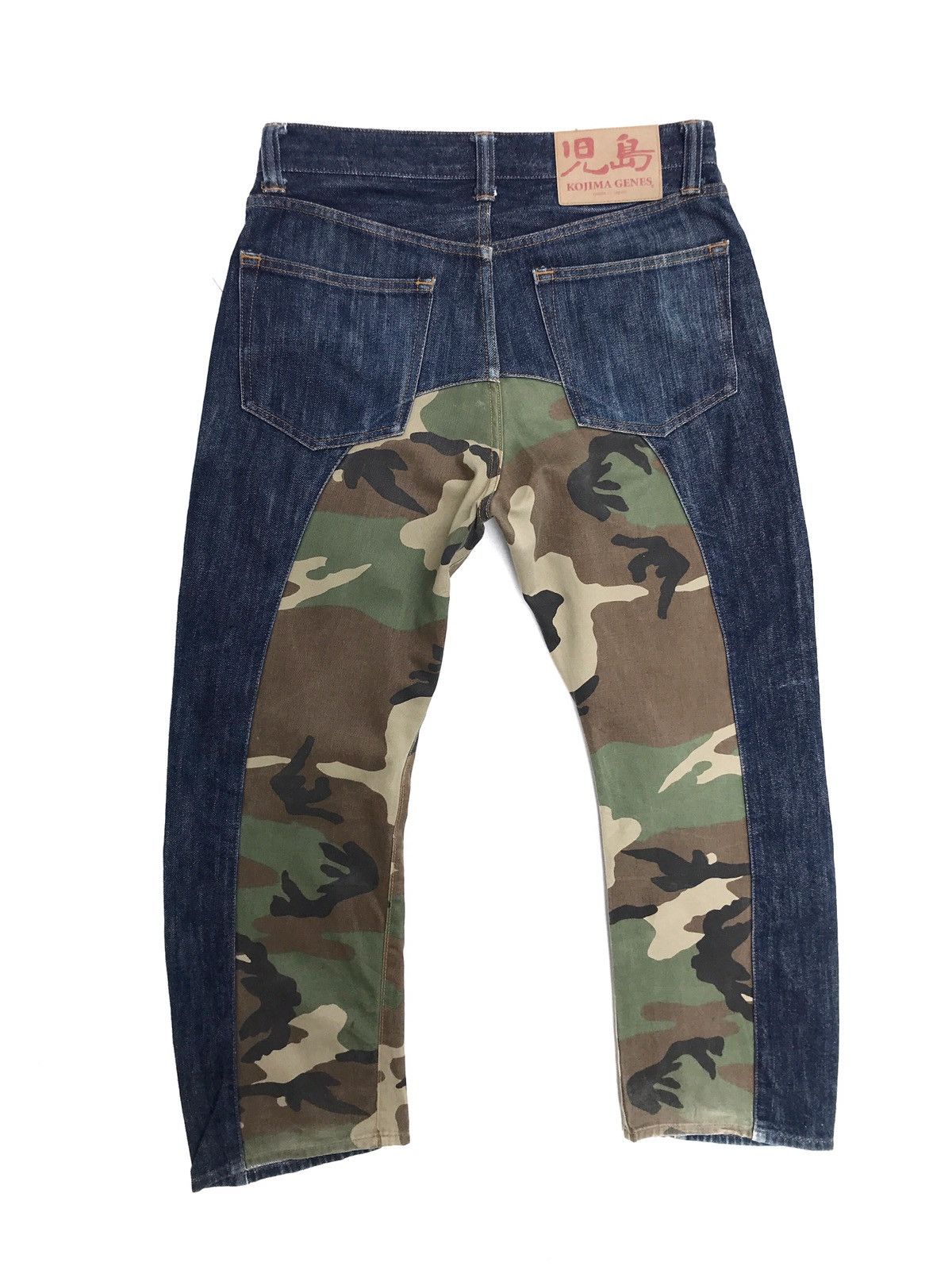 image of Kojima Genes Japan Made In Japan Kojima Genes Rebuild Deconstruct Camo Jeans in Blue/Camo (Size 31)