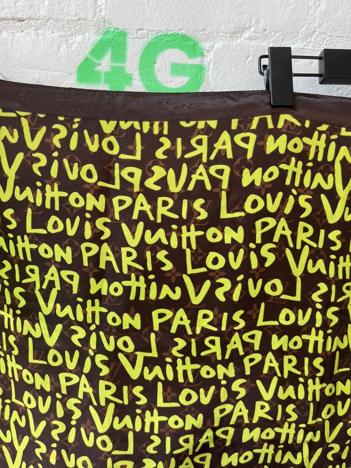 Louis Vuitton × Stephen Sprouse LV Louis Vuitton SPROUSE GRAFFITI BANDANA SCARF NEW Size ONE SIZE - 8 Thumbnail