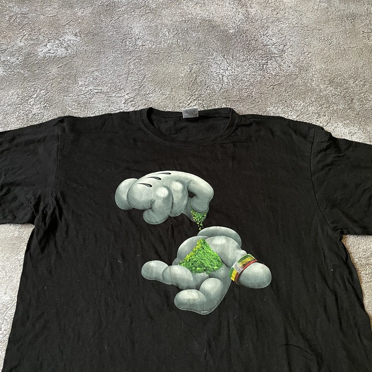 Vintage Vintage Y2K Graphic Tee Weed Smoke Print Faded Black Goth XL Size US XL / EU 56 / 4 - 5 Thumbnail