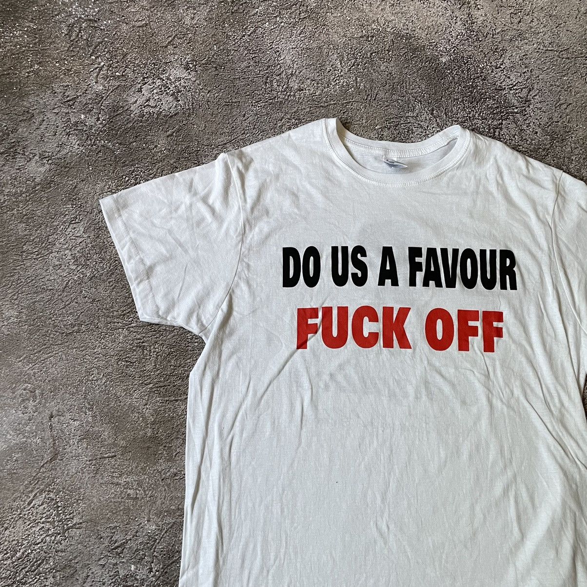 Vintage Y2K Vintage Graphic Tee Punk Streetwear Funny Print Slim L Size US L / EU 52-54 / 3 - 4 Thumbnail