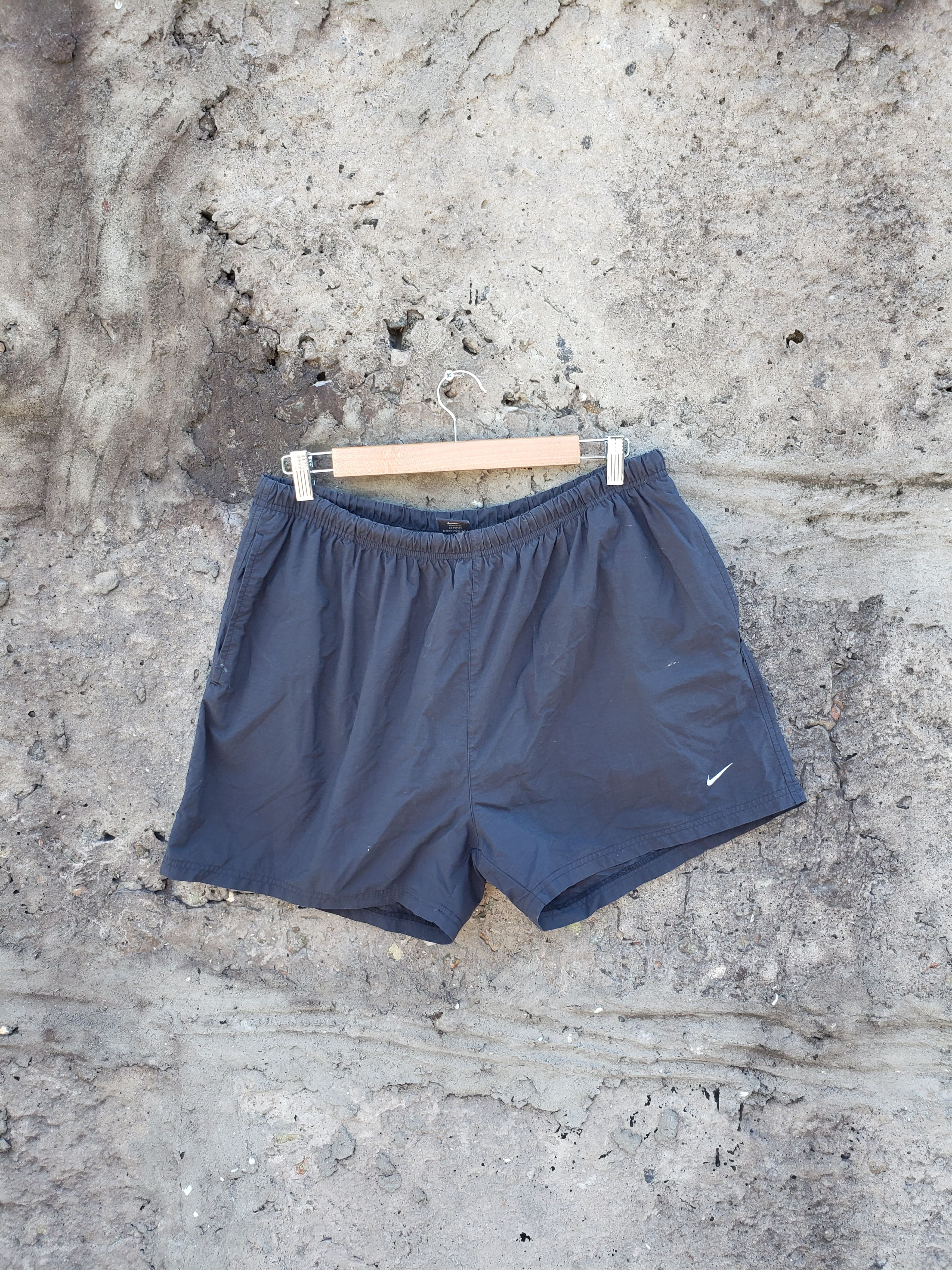 Nike Vintage nike y2k shorts Size US 38 / EU 54 - 1 Thumbnail
