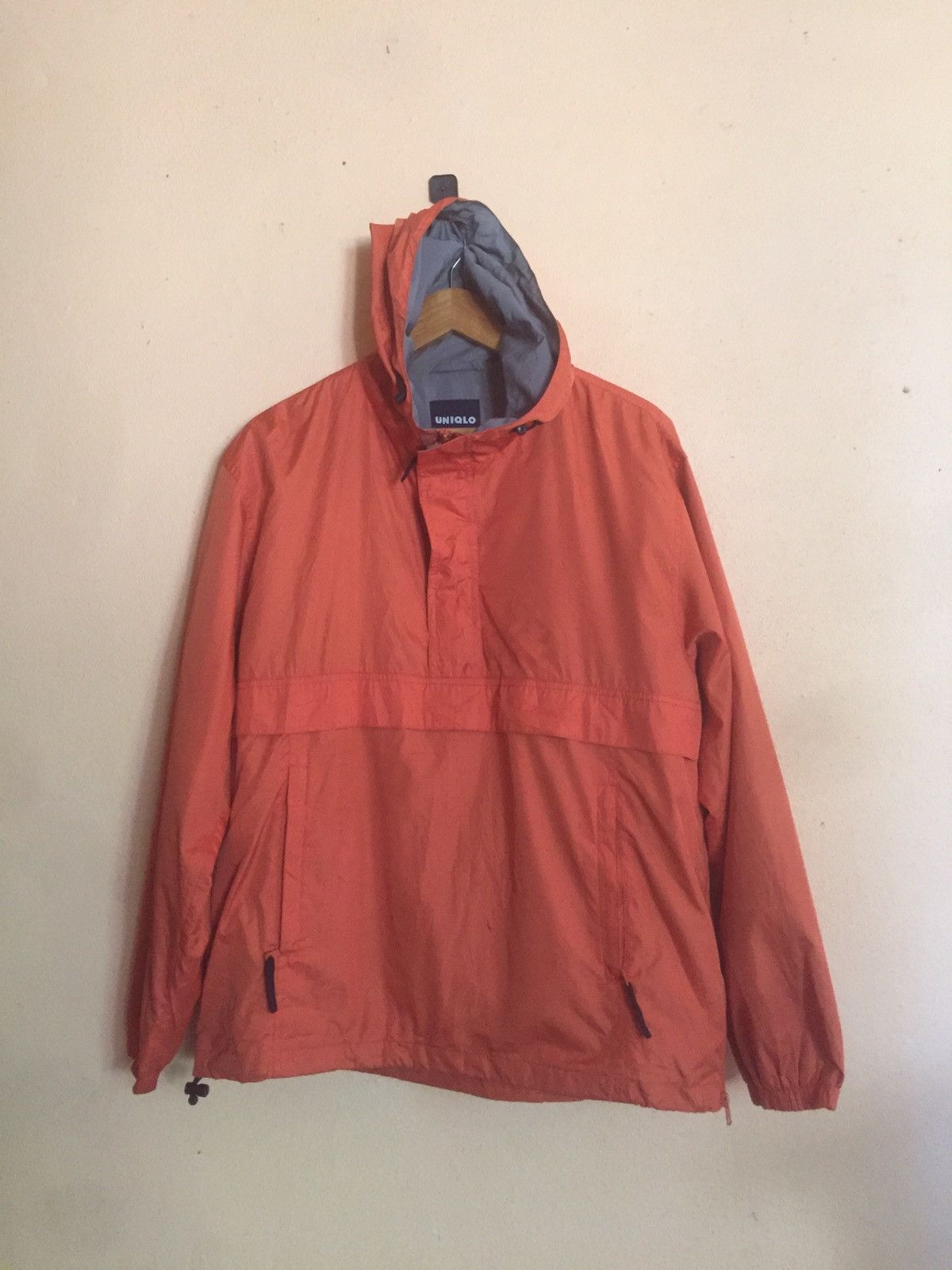Uniqlo Vintage Uniqlo Hoodie Windbreaker jacket outdoor Size US L / EU 52-54 / 3 - 1 Thumbnail