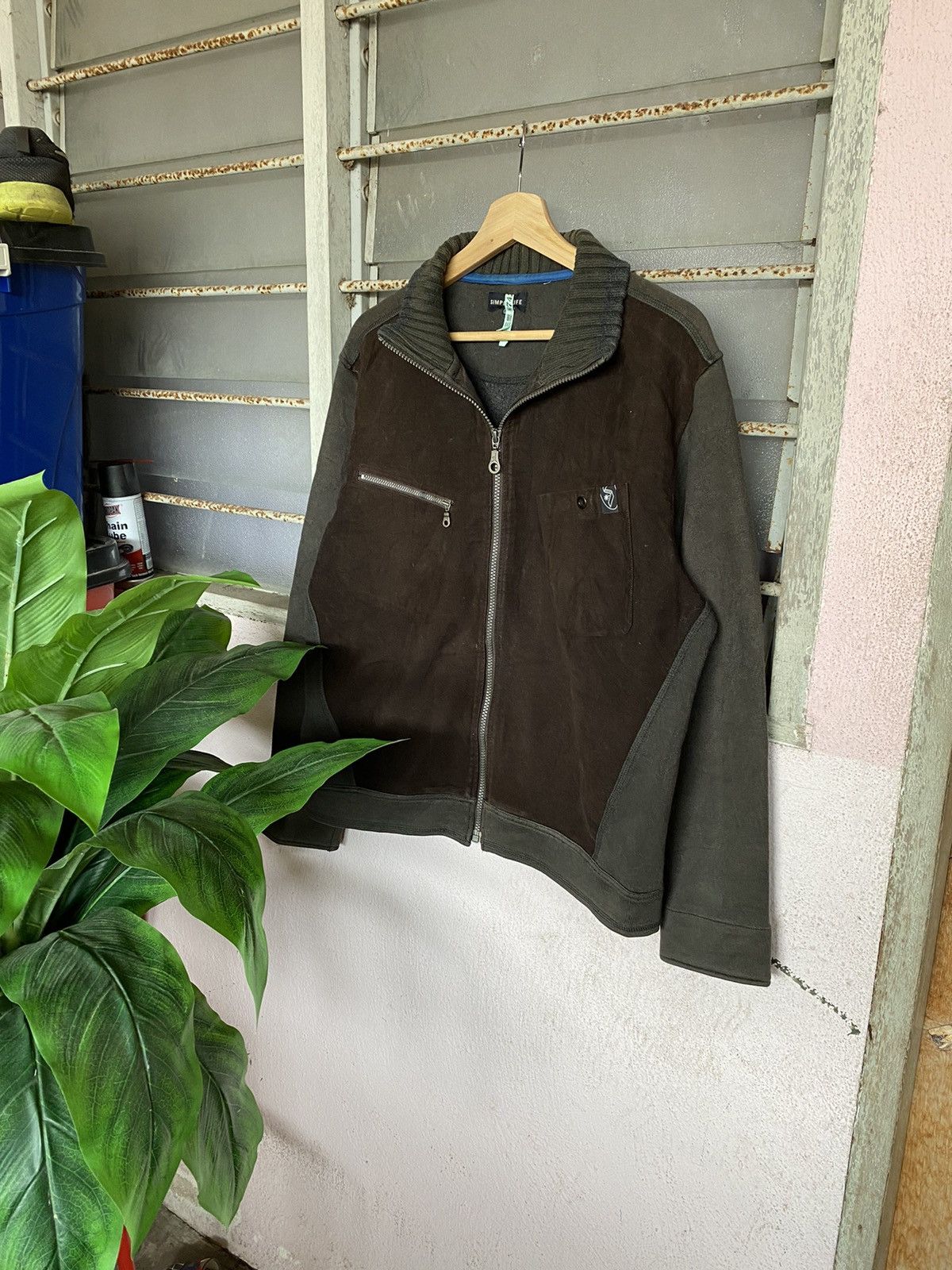 image of Hype x Vintage Steals Vintage Simple Life Jacket in Olive Green/Brown, Men's (Size Large)
