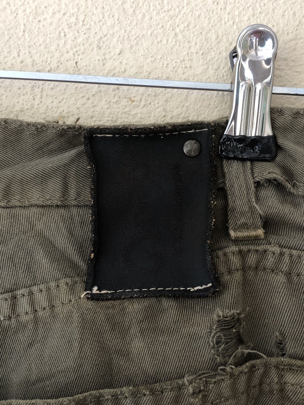 Dolce & Gabbana Dolce&Gabbana Disstressed Cropped Pant Size US 32 / EU 48 - 13 Thumbnail