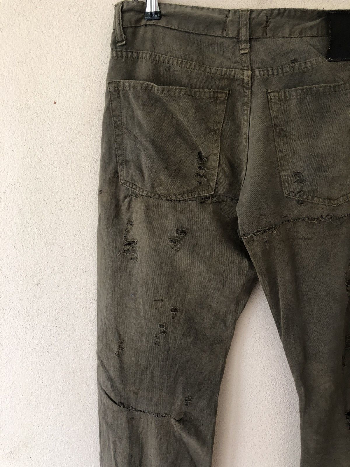 Dolce & Gabbana Dolce&Gabbana Disstressed Cropped Pant Size US 32 / EU 48 - 9 Thumbnail