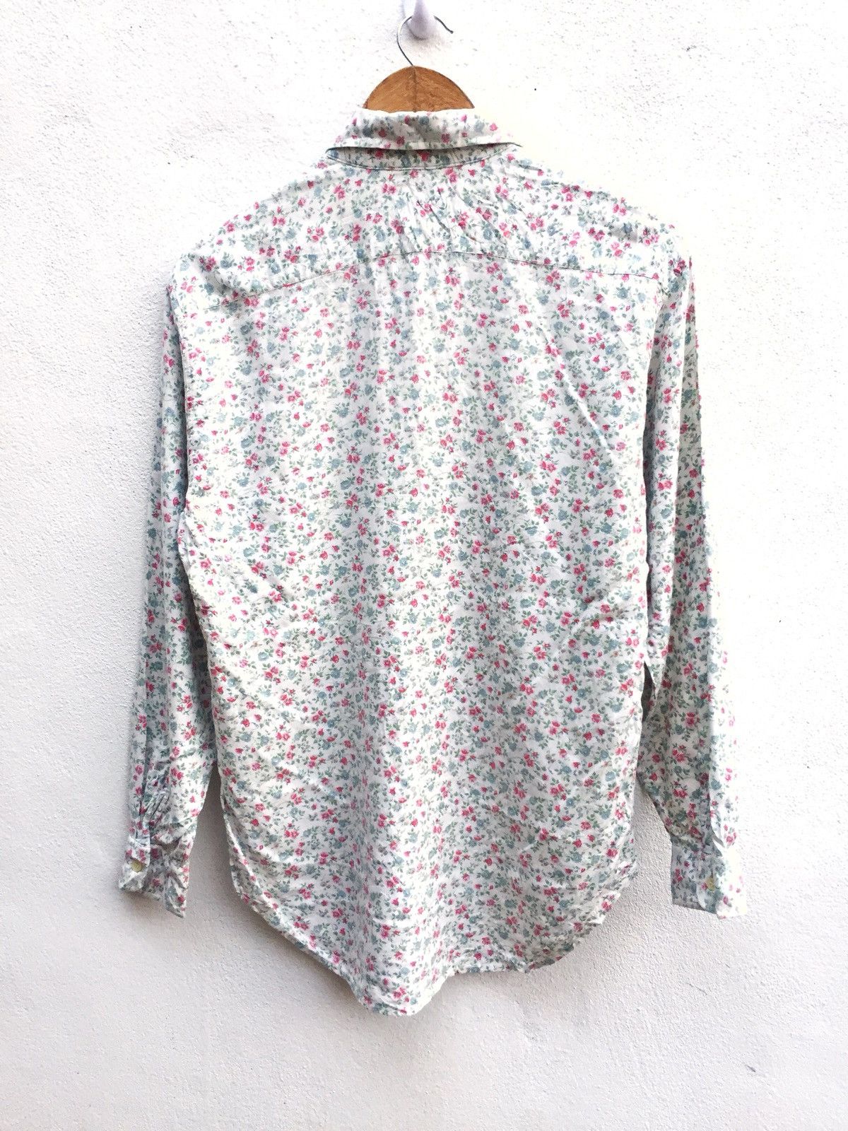 Benetton UCoB Multicolor Floral Overprint Button Up Shirt Size US M / EU 48-50 / 2 - 3 Thumbnail
