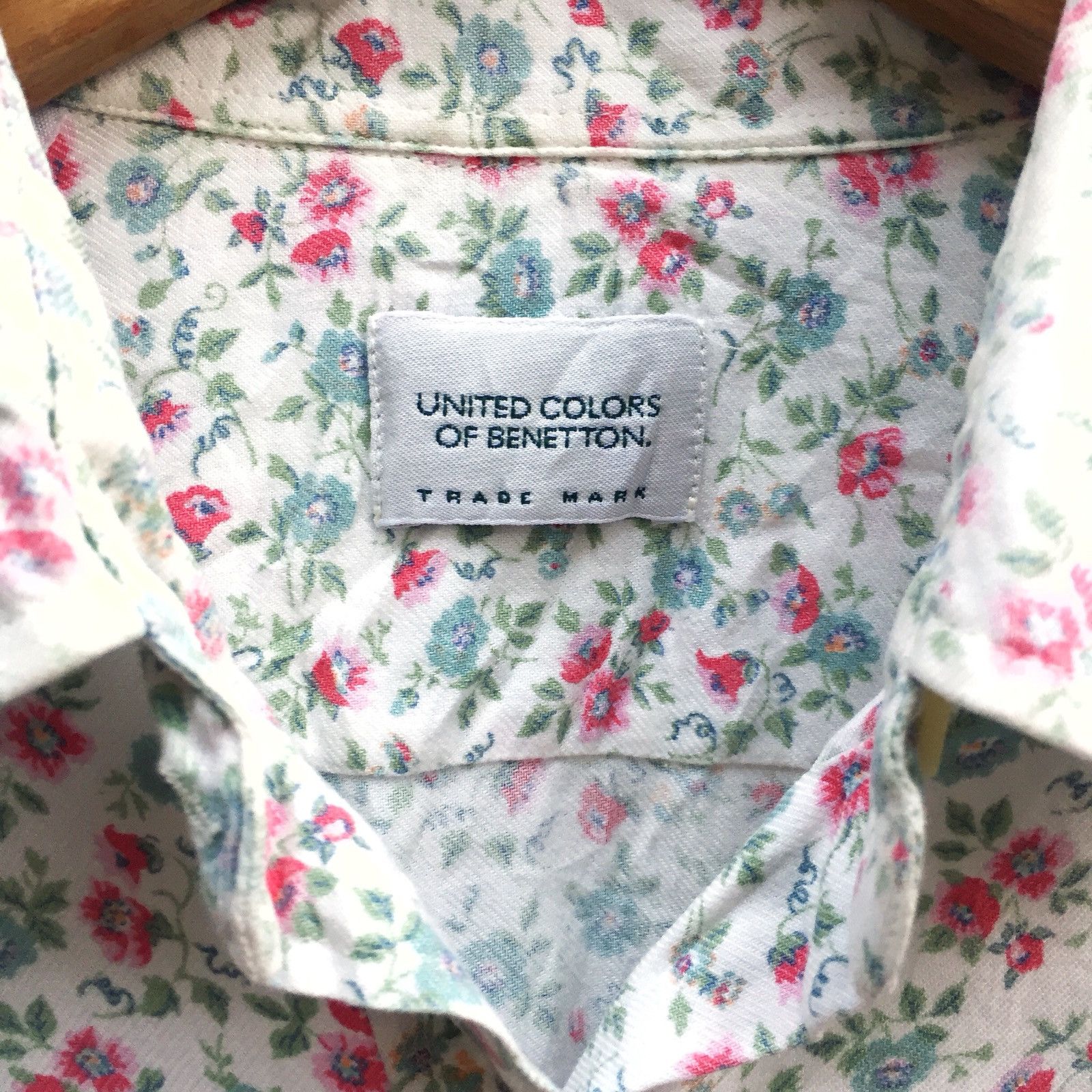 Benetton UCoB Multicolor Floral Overprint Button Up Shirt Size US M / EU 48-50 / 2 - 5 Thumbnail