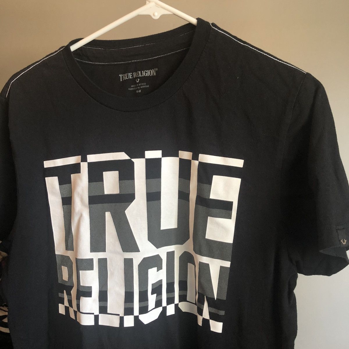 True Religion Vintage True Religion High Class Fade Reflective Graphic Tee Size US M / EU 48-50 / 2 - 1 Thumbnail