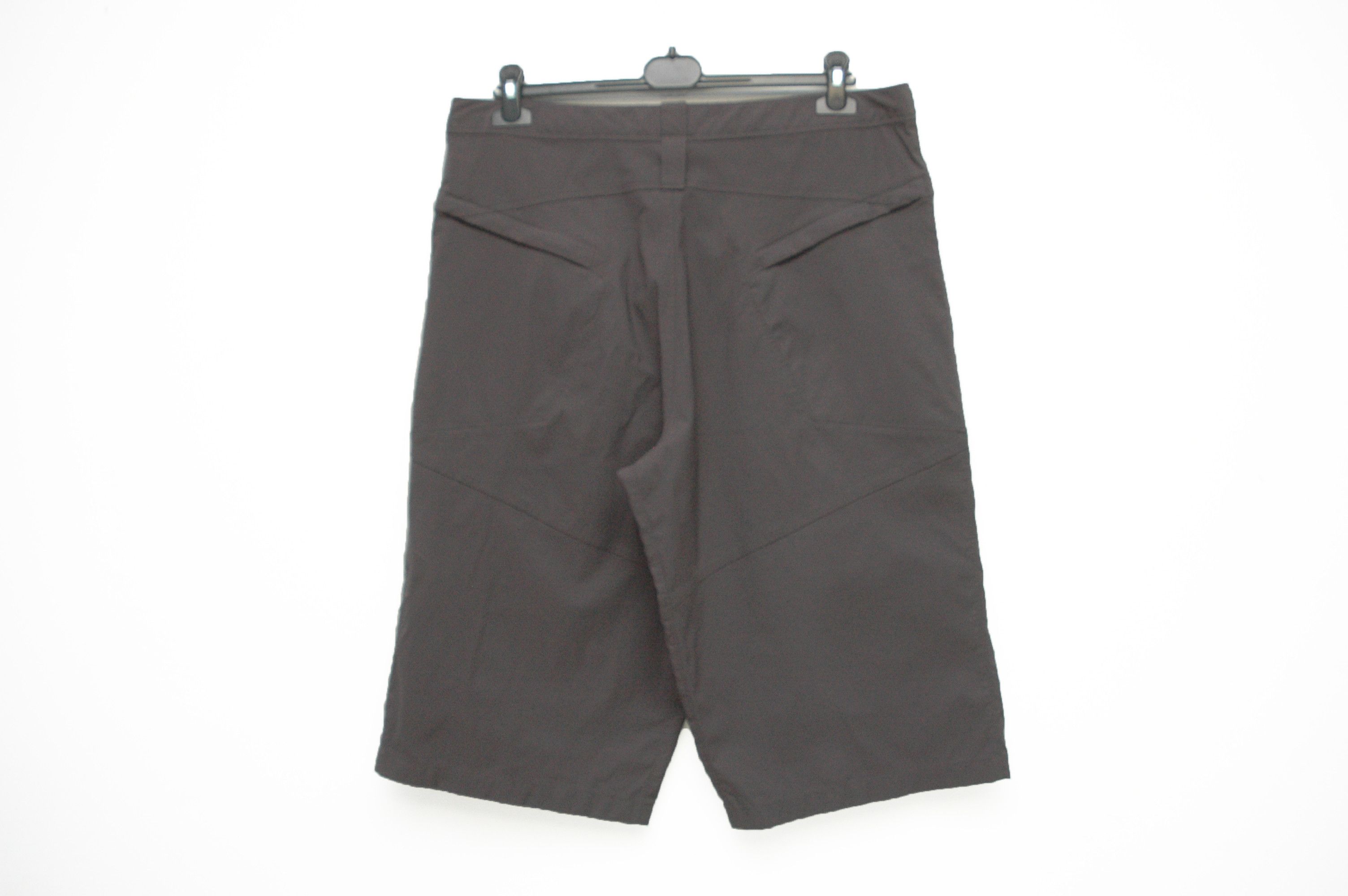 Nike ACG Vintage Nike ACG Cargo Shorts Dry Fit Size XL Size US 36 / EU 52 - 8 Thumbnail