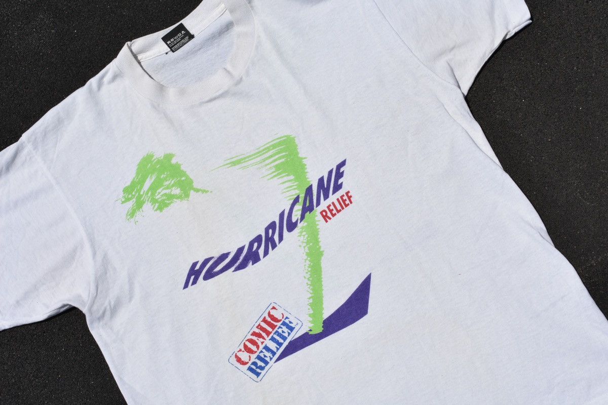 Vintage Vintage ‘92 Comic Relief: Hurricane Relief T-shirt (L) Size US L / EU 52-54 / 3 - 4 Thumbnail