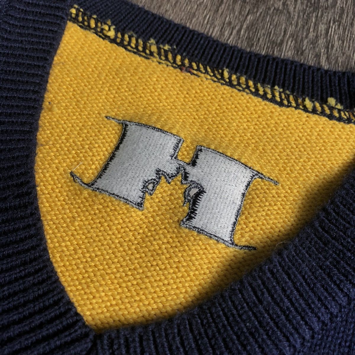 Wu-Tang Clan Vintage 90s Wu Tang Clan Raekwon Heaven or Hell Sweater Vest Size US XL / EU 56 / 4 - 5 Thumbnail