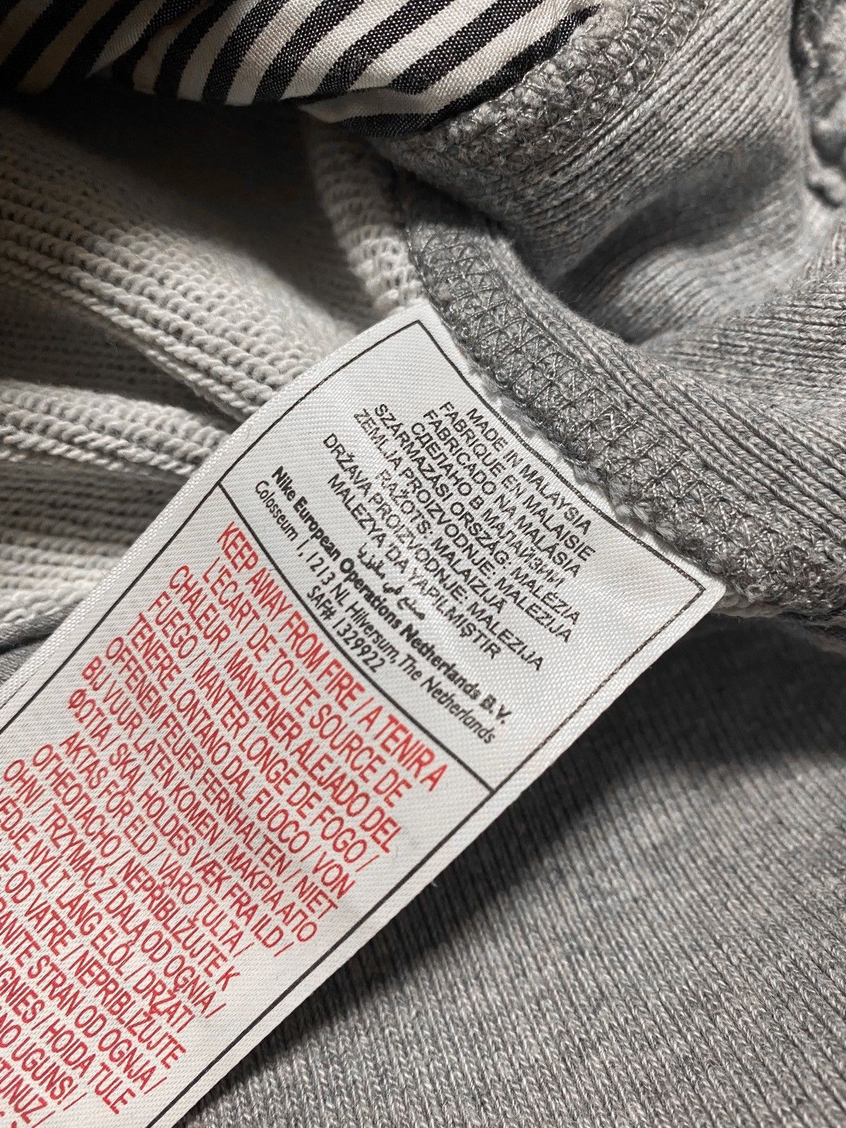 Nike Vintage Nike Hoodie Size US L / EU 52-54 / 3 - 8 Thumbnail