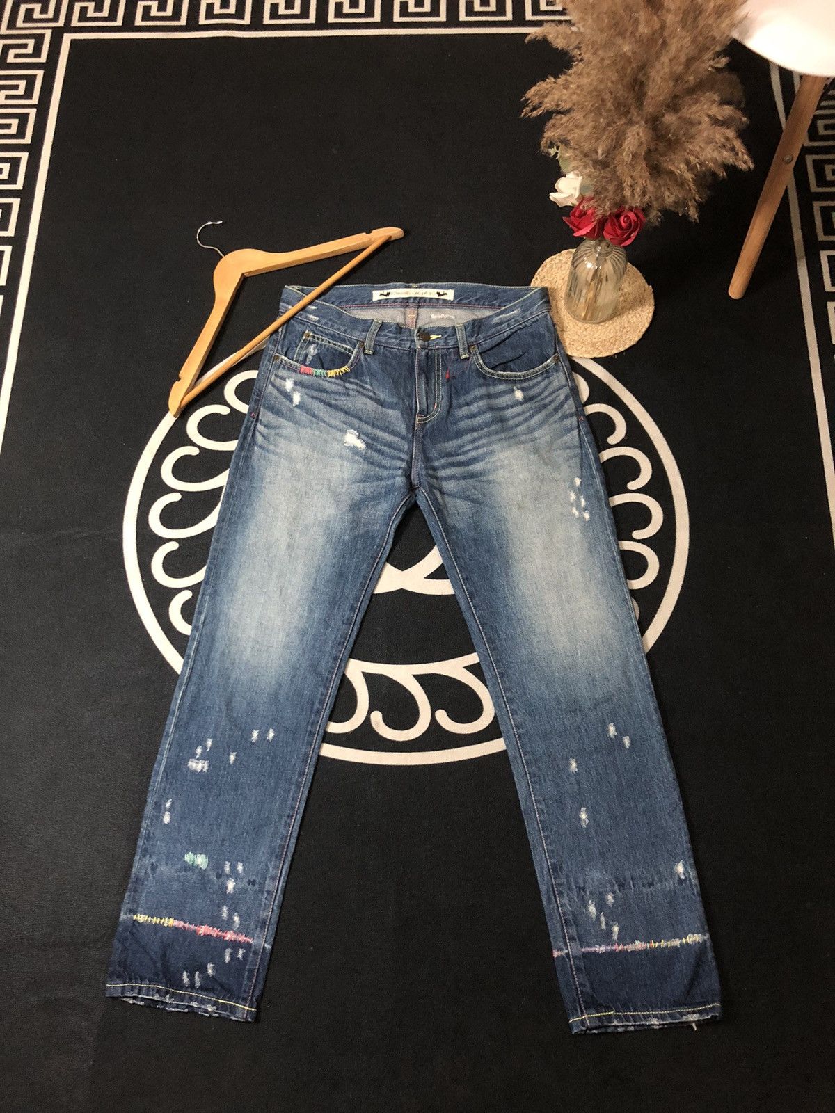 Designer × Issey Miyake × Tsumori Chisato VINTAGE TSUMORI CHISATO ISSEY MIYAKE DISTRESED DENIM JEANS Size US 31 - 1 Thumbnail