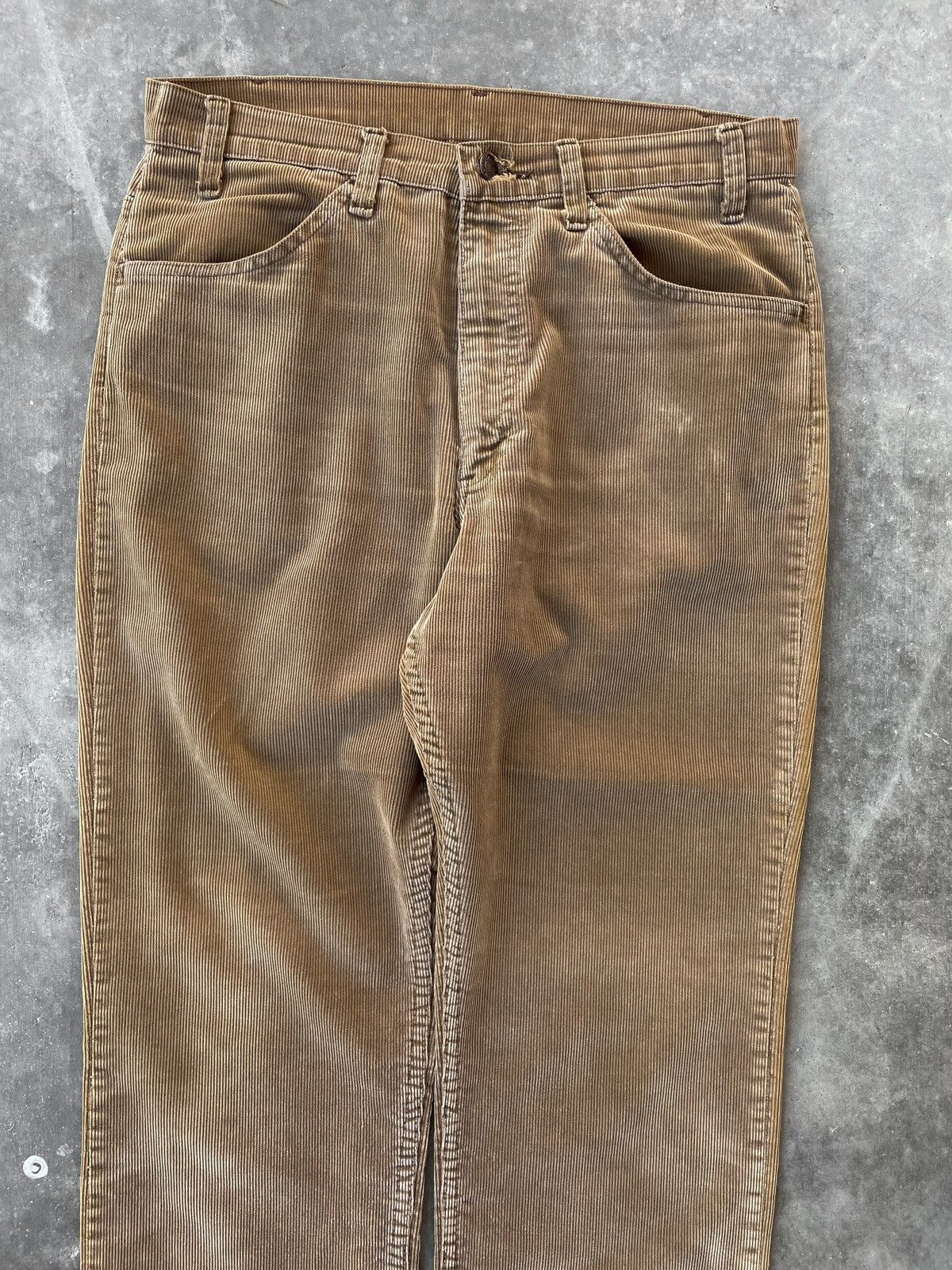 Levi's × Vintage Vintage 1970s USA Levis 762 Corduroy Trousers Size US 32 / EU 48 - 2 Thumbnail