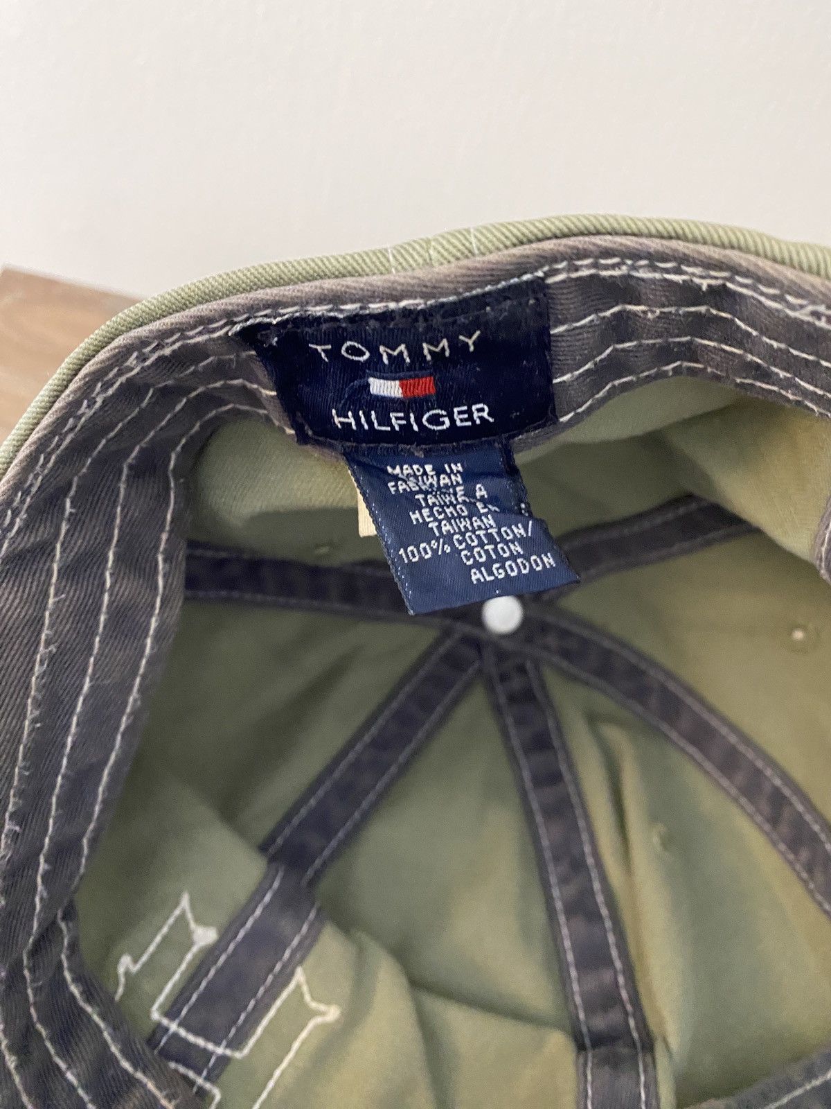 Tommy Hilfiger Vintage Y2K Tommy Hilfiger Sun Faded Dad Hat Strapback Cap Size ONE SIZE - 13 Thumbnail