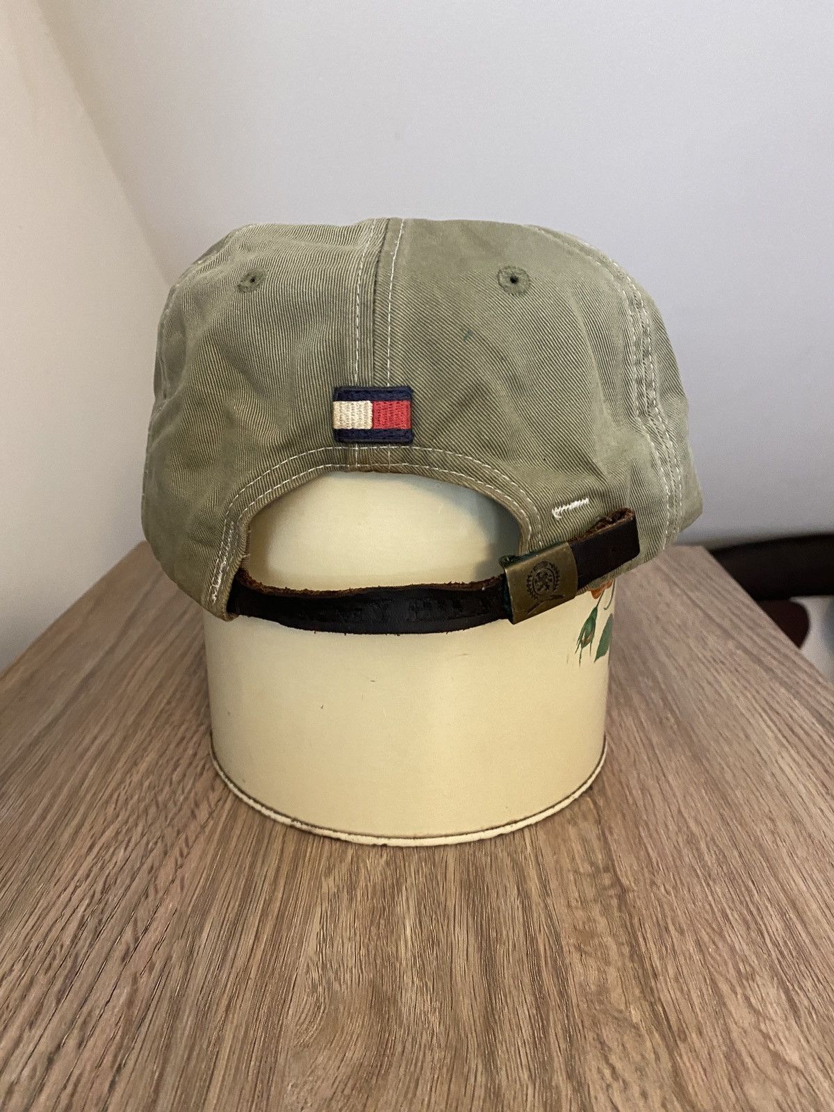 Tommy Hilfiger Vintage Y2K Tommy Hilfiger Sun Faded Dad Hat Strapback Cap Size ONE SIZE - 7 Thumbnail