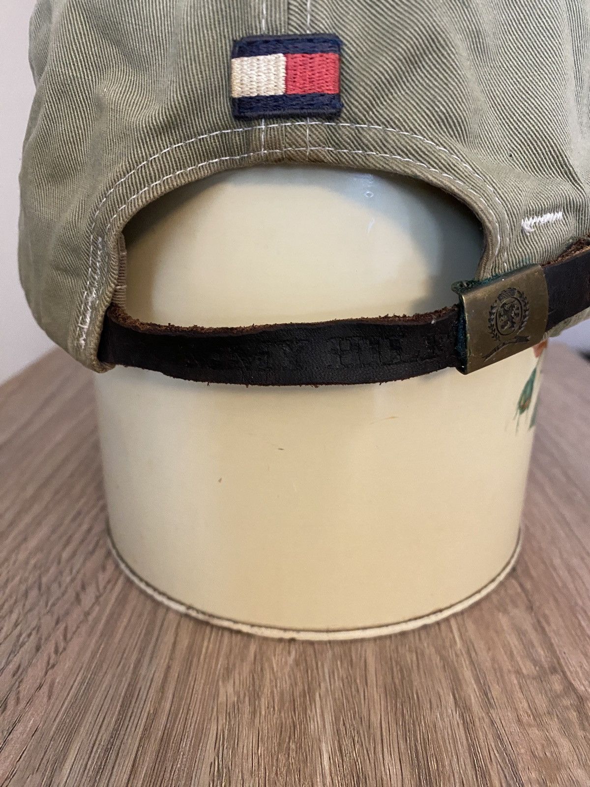 Tommy Hilfiger Vintage Y2K Tommy Hilfiger Sun Faded Dad Hat Strapback Cap Size ONE SIZE - 9 Thumbnail