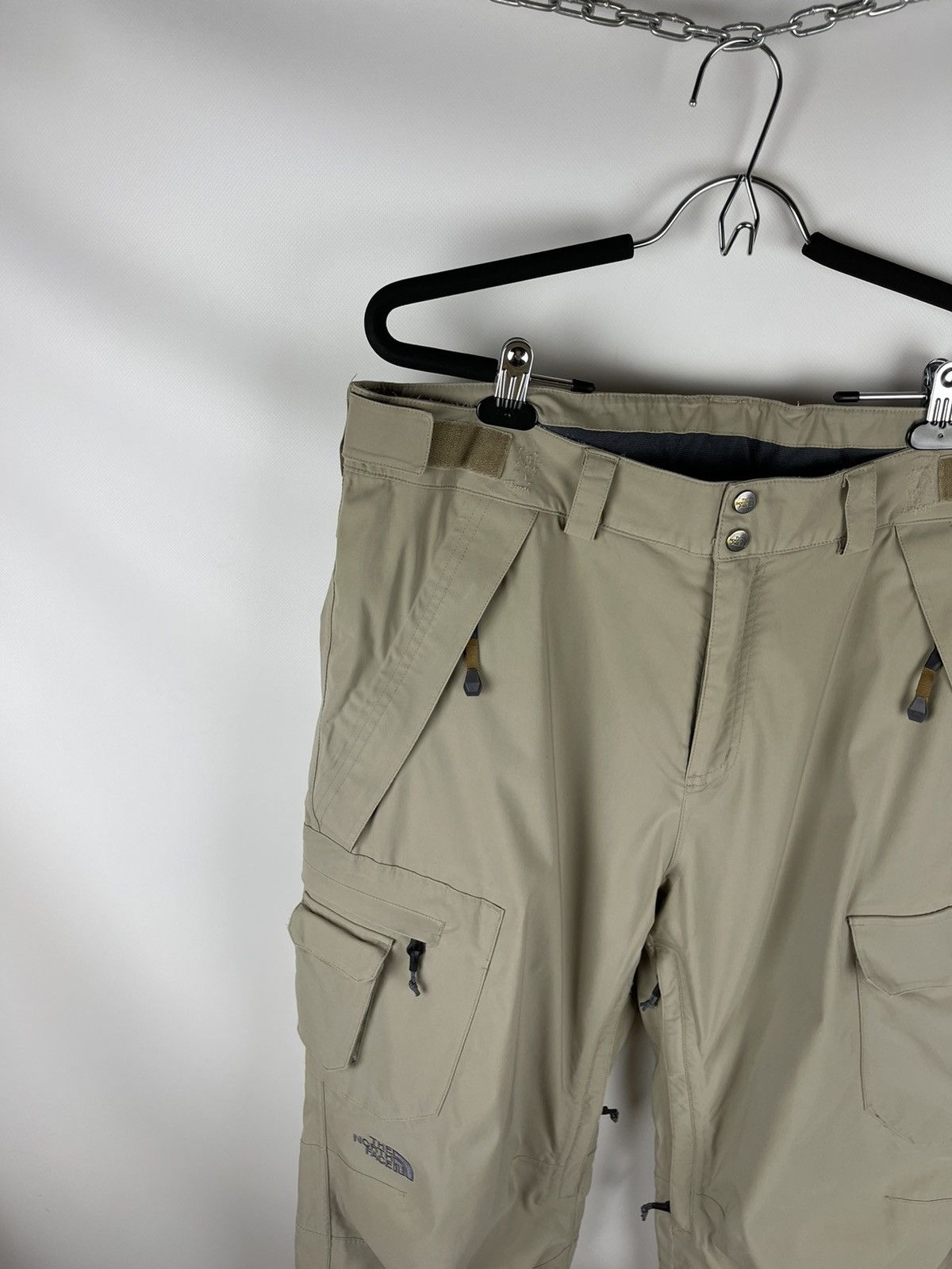 The North Face The North Face ski pants cargo style outdoor snowboarding Size US 34 / EU 50 - 3 Thumbnail