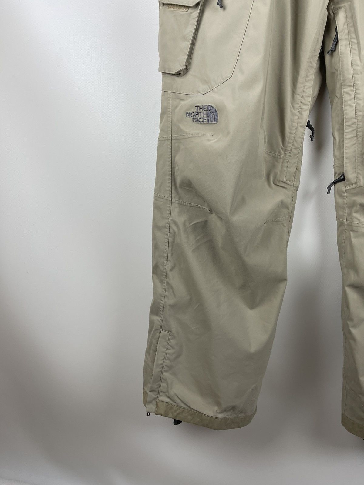 The North Face The North Face ski pants cargo style outdoor snowboarding Size US 34 / EU 50 - 9 Thumbnail